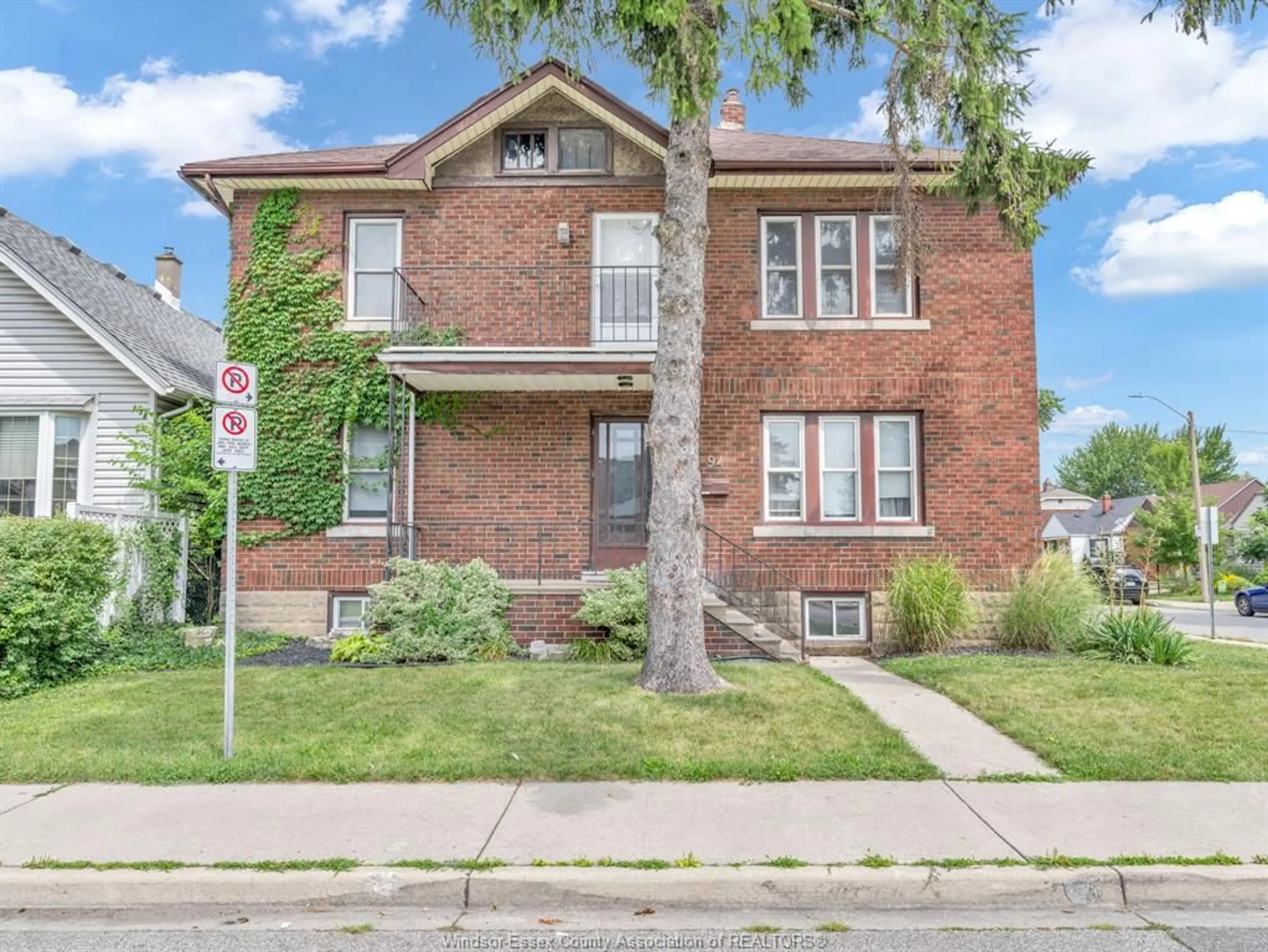 Home with brick exterior material for 92-94 HANNA St, Windsor Ontario N8X 2M9