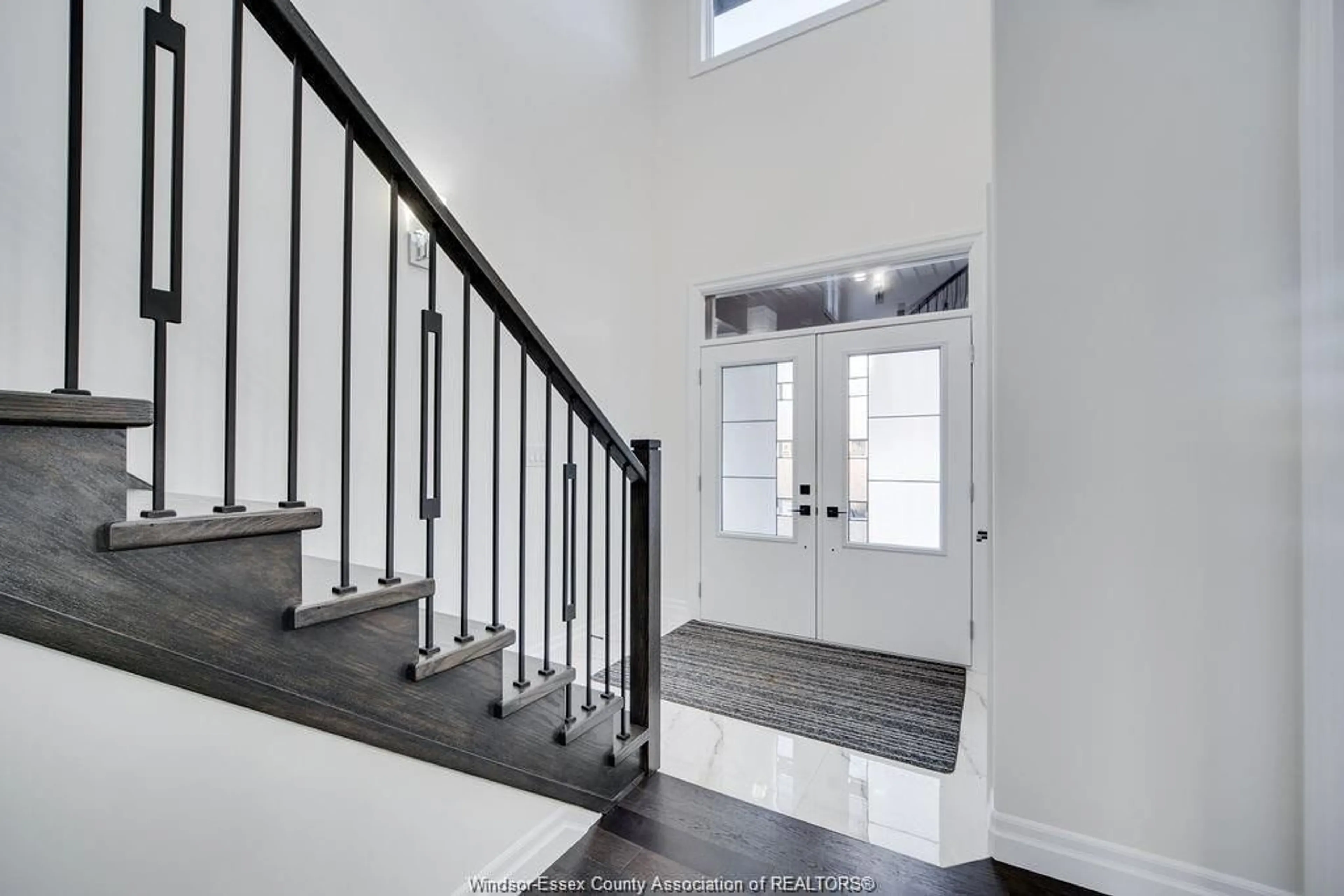 Indoor entryway, wood floors for 2469 PARTINGTON Ave, Windsor Ontario N9E 0A9