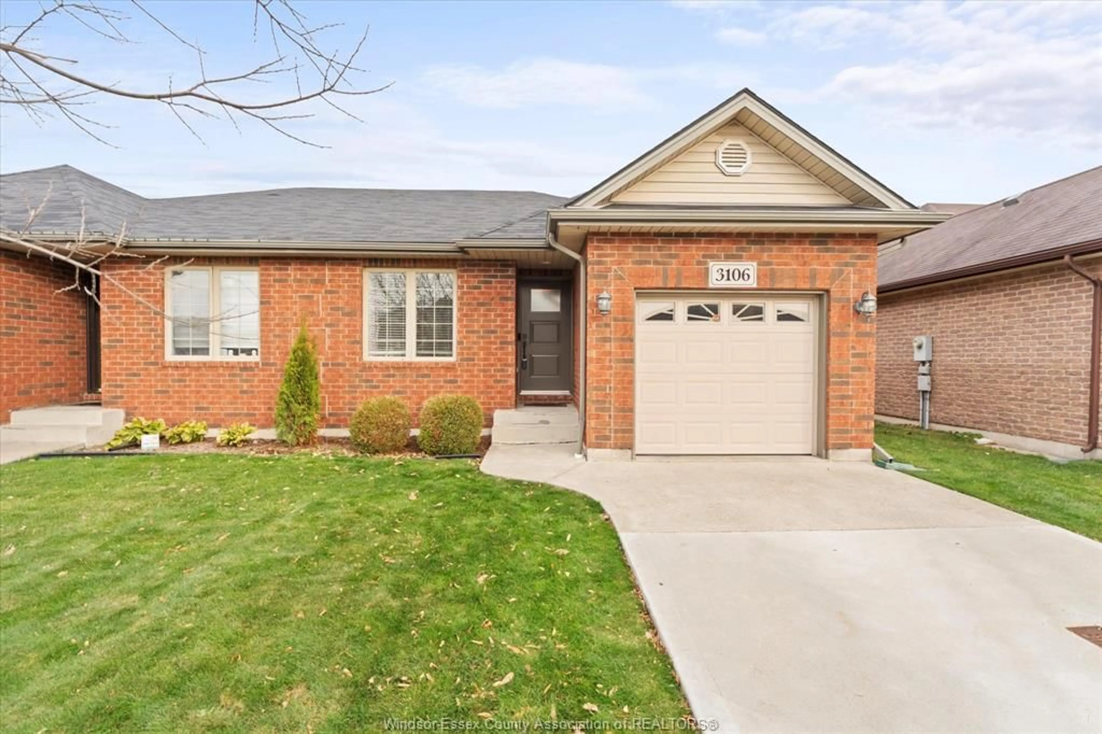 Home with brick exterior material for 3106 Seville, Windsor Ontario N8N 0A2