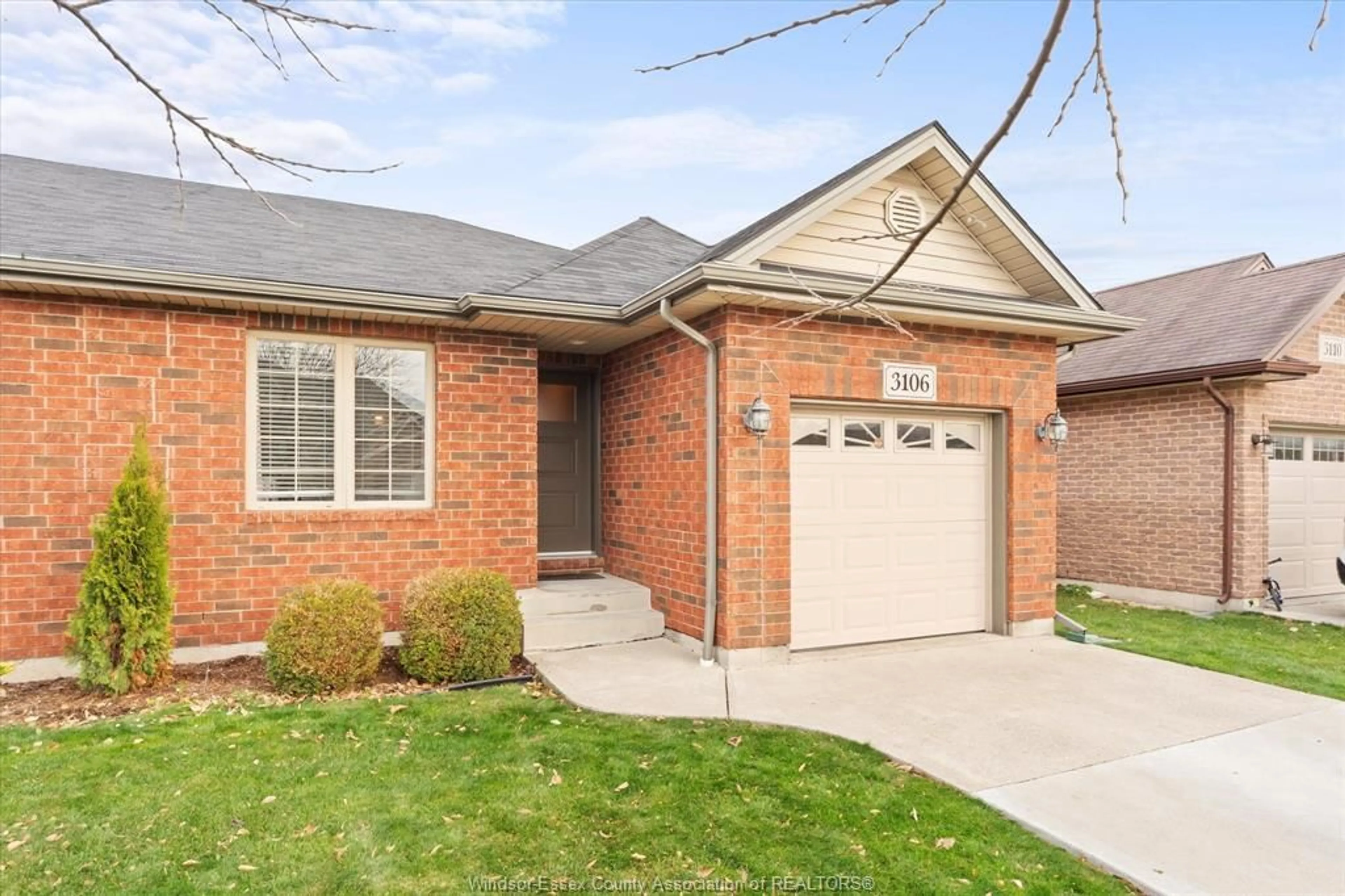 Home with brick exterior material for 3106 Seville, Windsor Ontario N8N 0A2