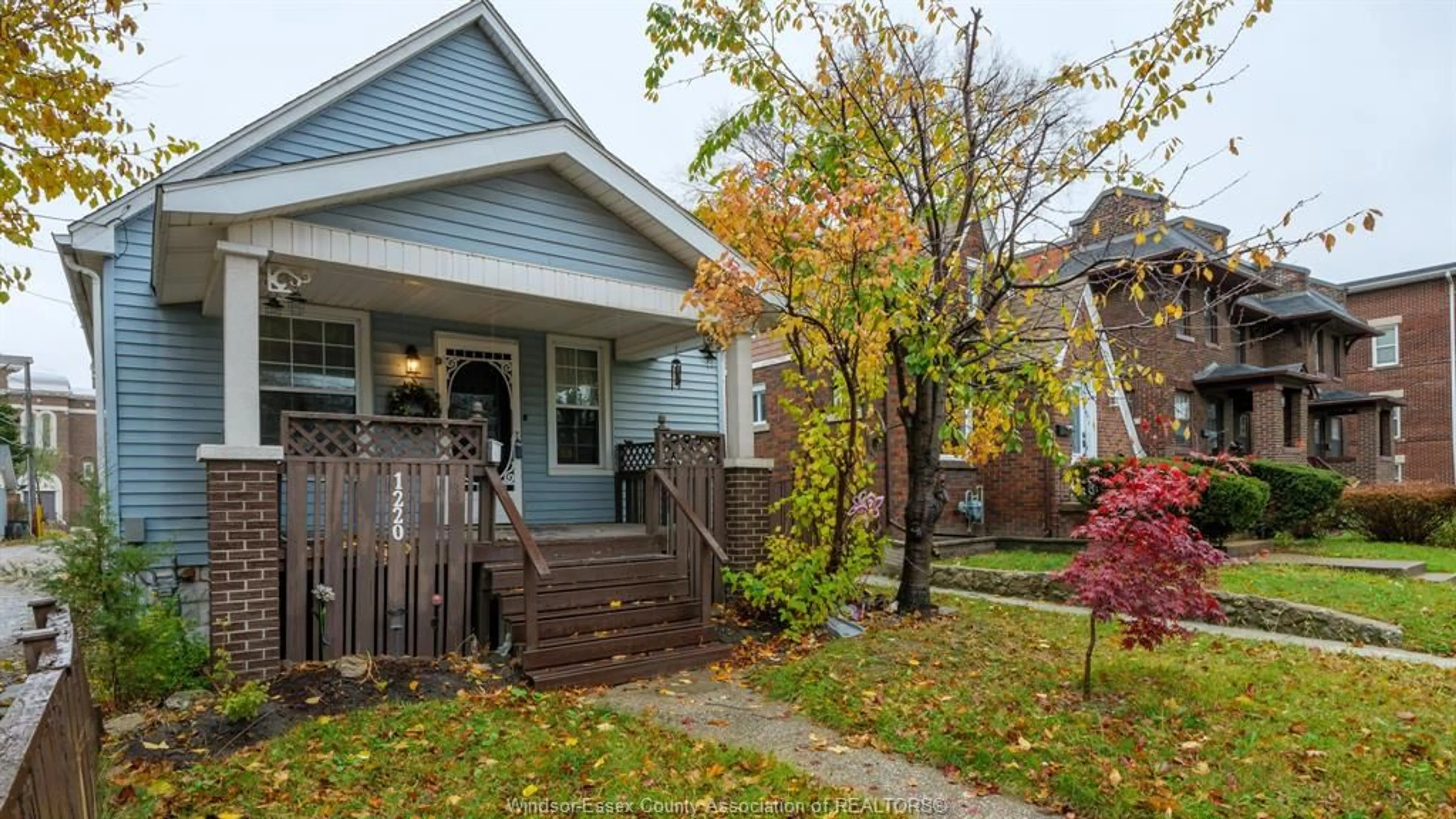 Frontside or backside of a home, the fenced backyard for 1220 DUFFERIN Pl, Windsor Ontario N8X 3K1