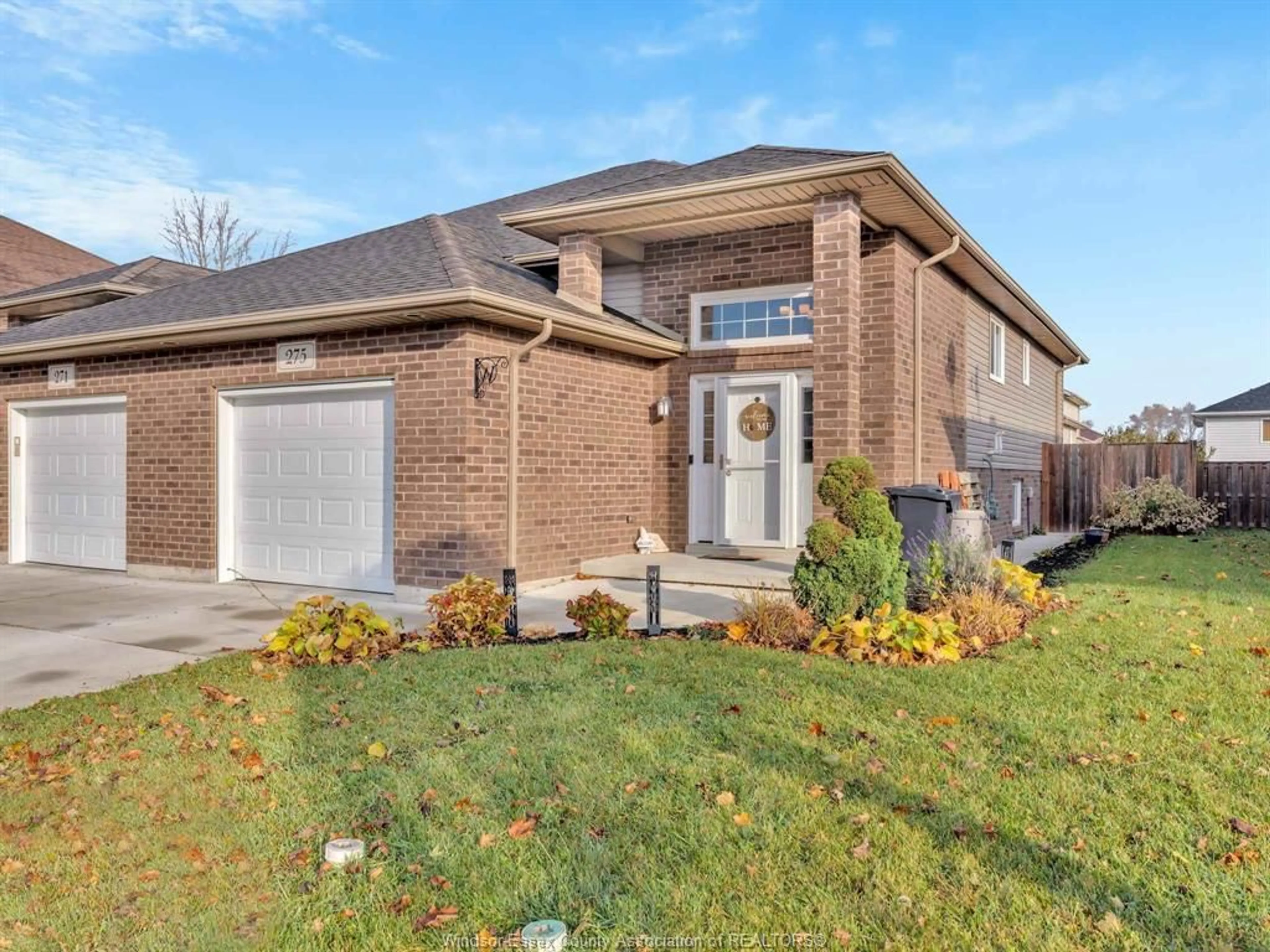 Home with brick exterior material for 275 Tyler, LaSalle Ontario N9K 3X2