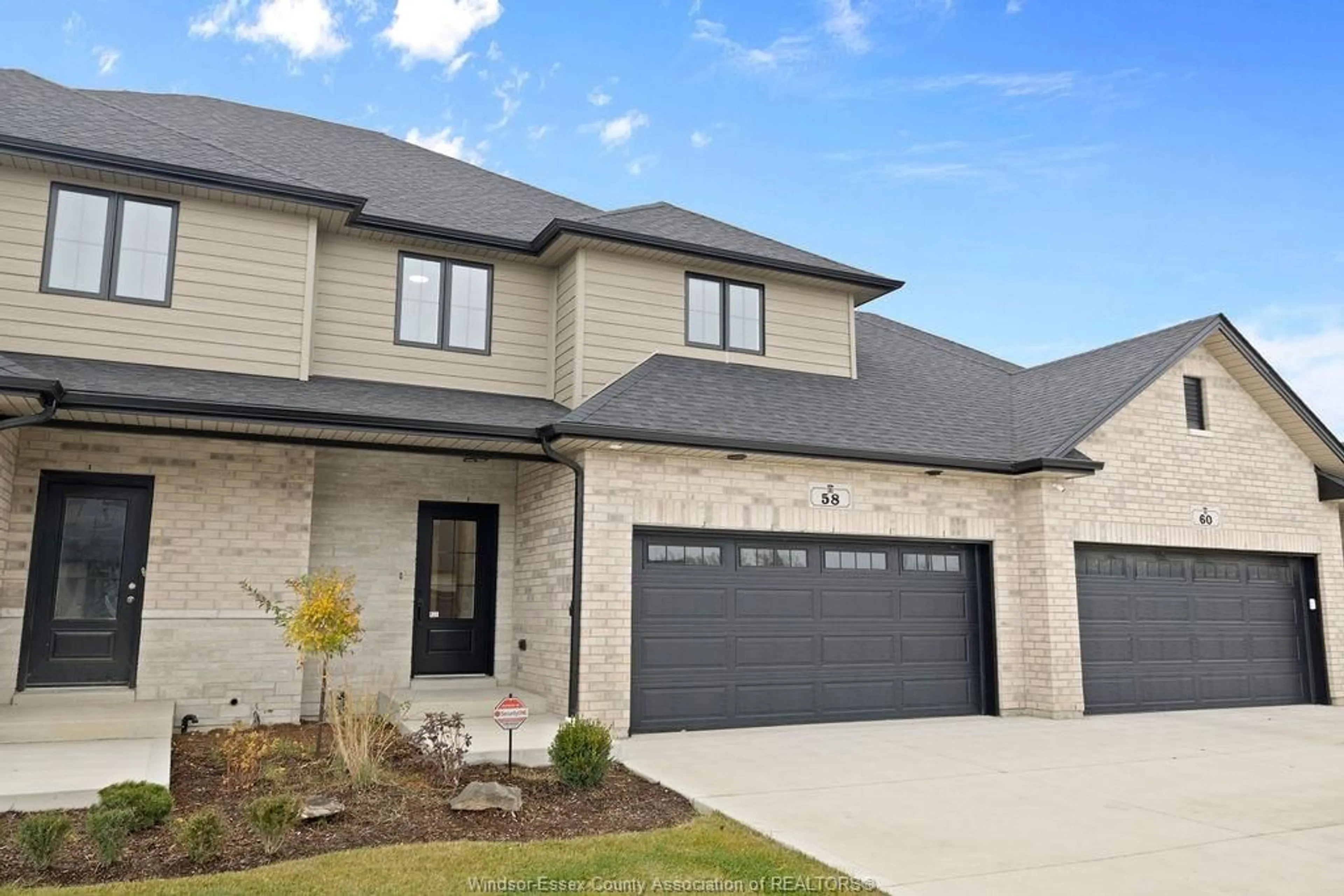 Home with brick exterior material for 58 CALLAMS BAY Cres, Amherstburg Ontario N9V 0H1