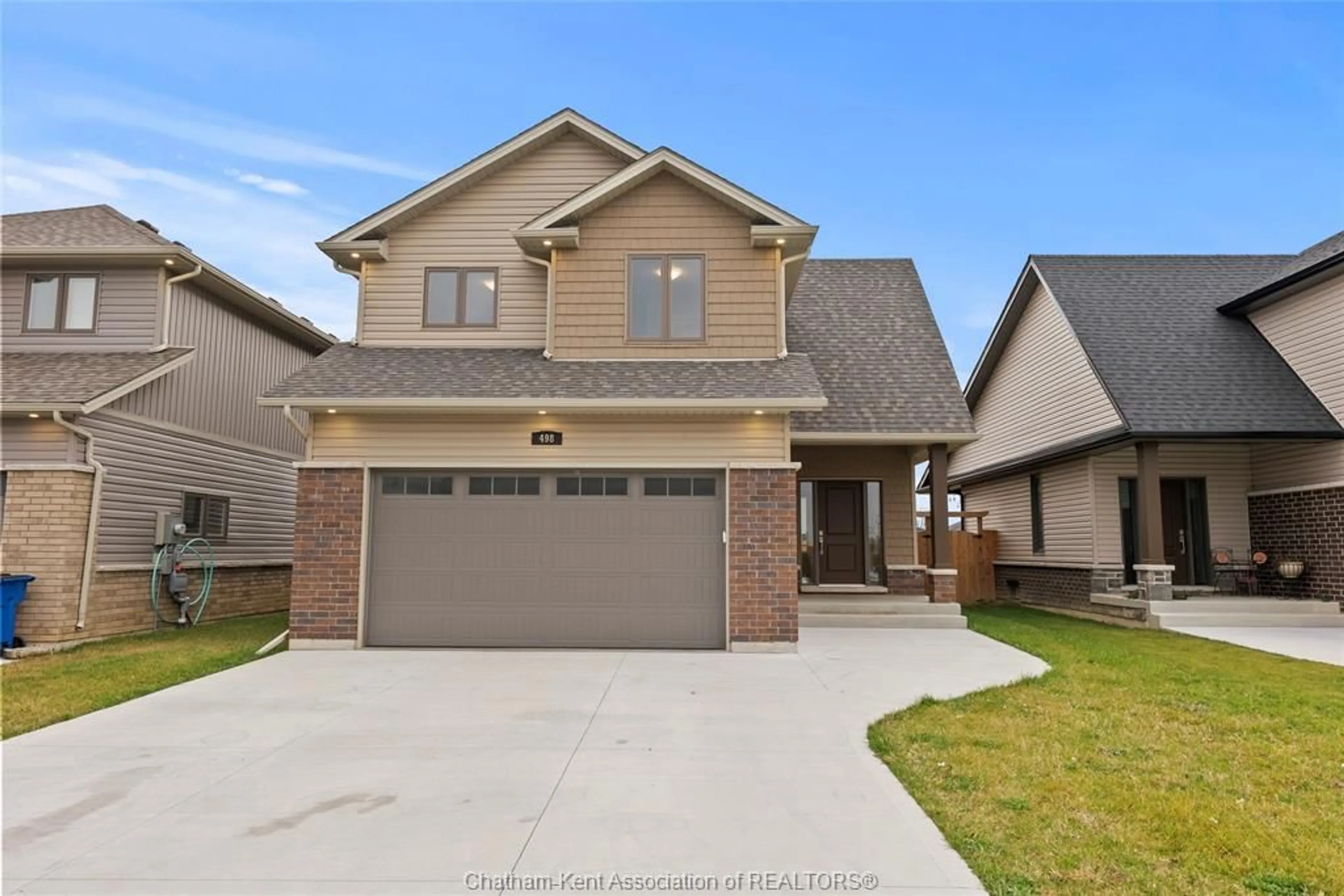 Frontside or backside of a home, the street view for 498 Twilight Trail, Chatham Ontario N7L 0C3