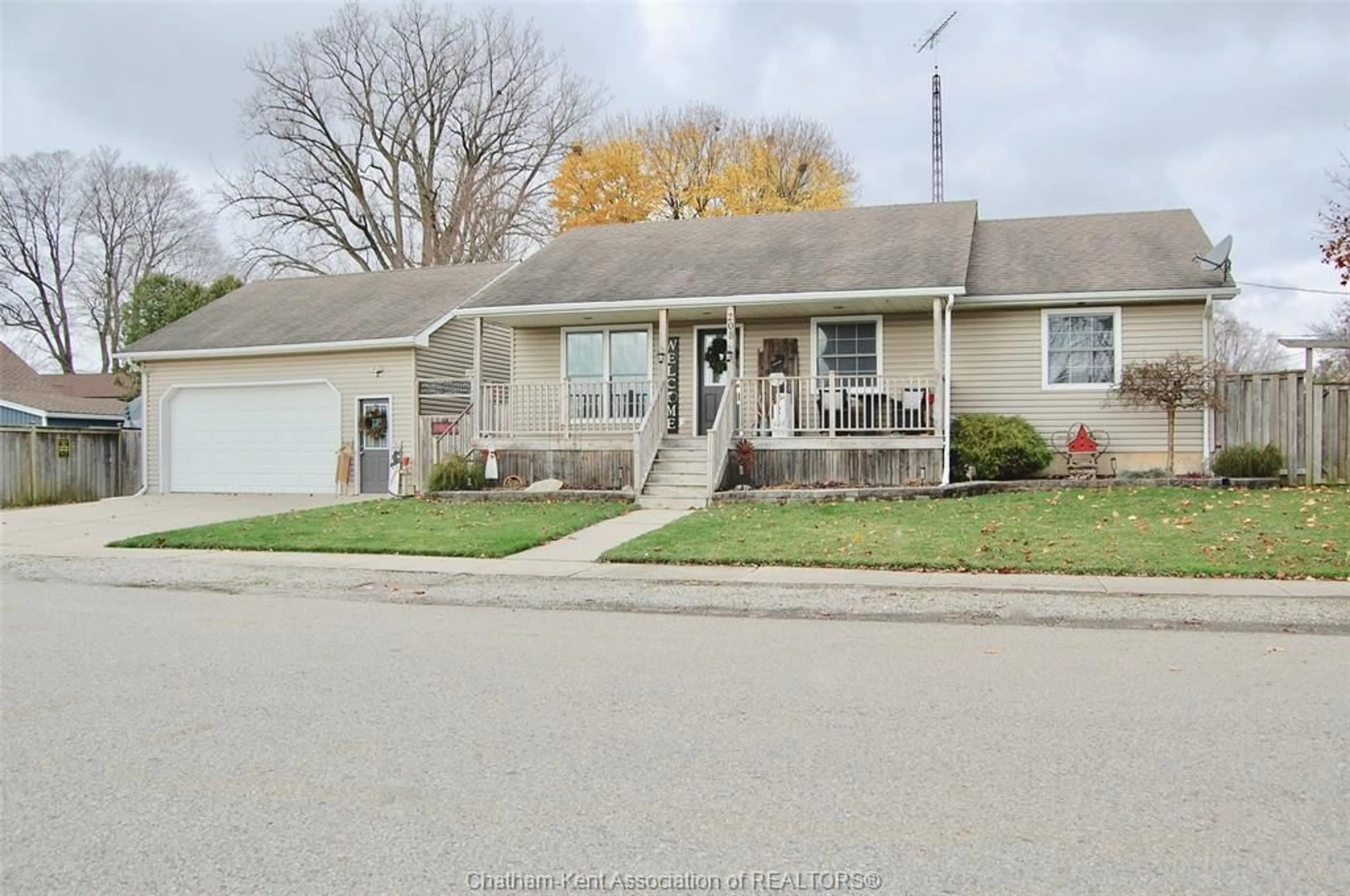 Frontside or backside of a home, the street view for 208 Monroe St, Rodney Ontario N0L 2C0