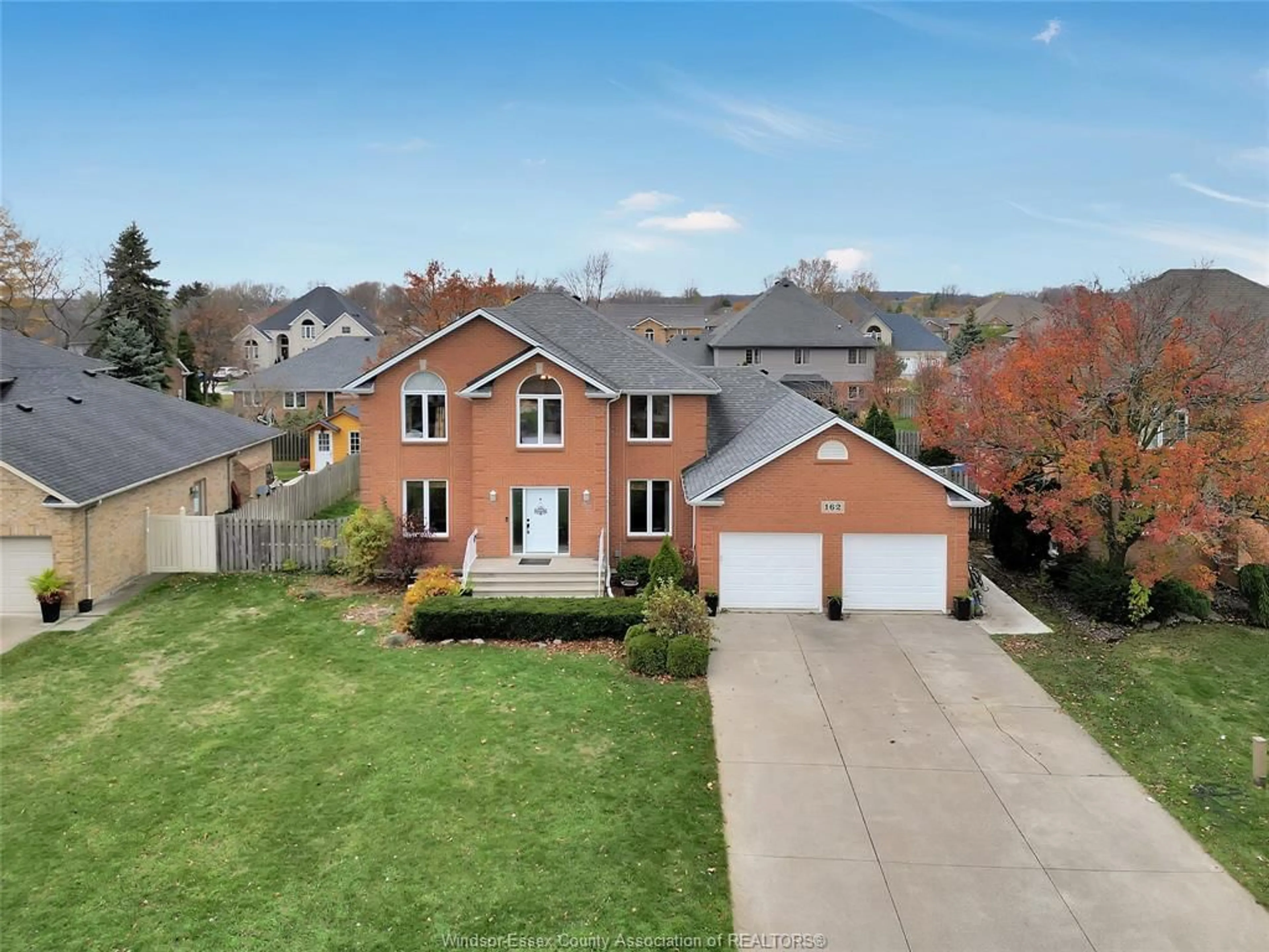 Frontside or backside of a home, the street view for 162 MARTIN, Lakeshore Ontario N0R 1A0