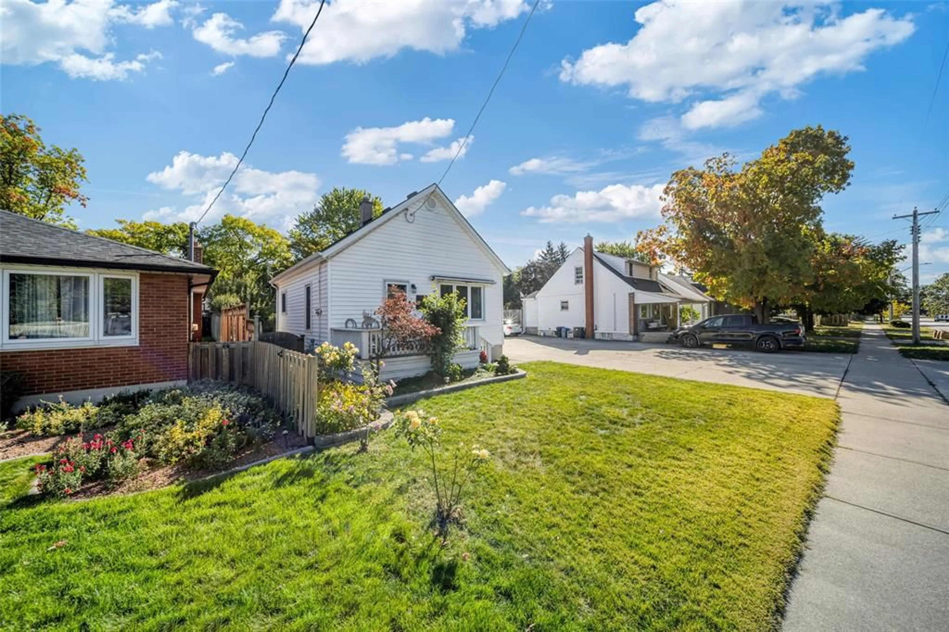 Patio, the fenced backyard for 1194 MATHEWS Ave, Sarnia Ontario N7V3T8