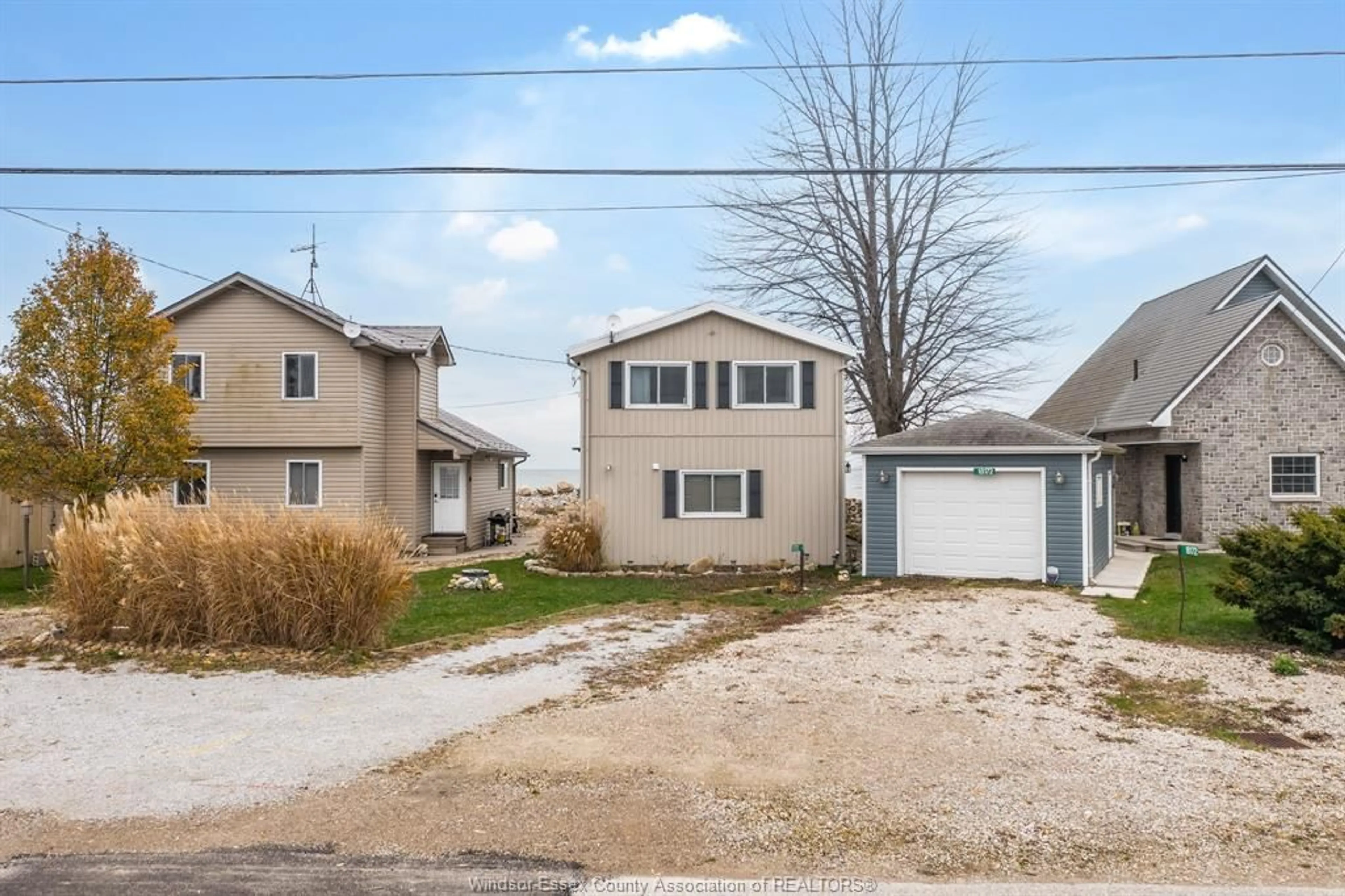 Frontside or backside of a home, the street view for 18170 ERIE SHORE Dr, Erieau Ontario N0P 1A0