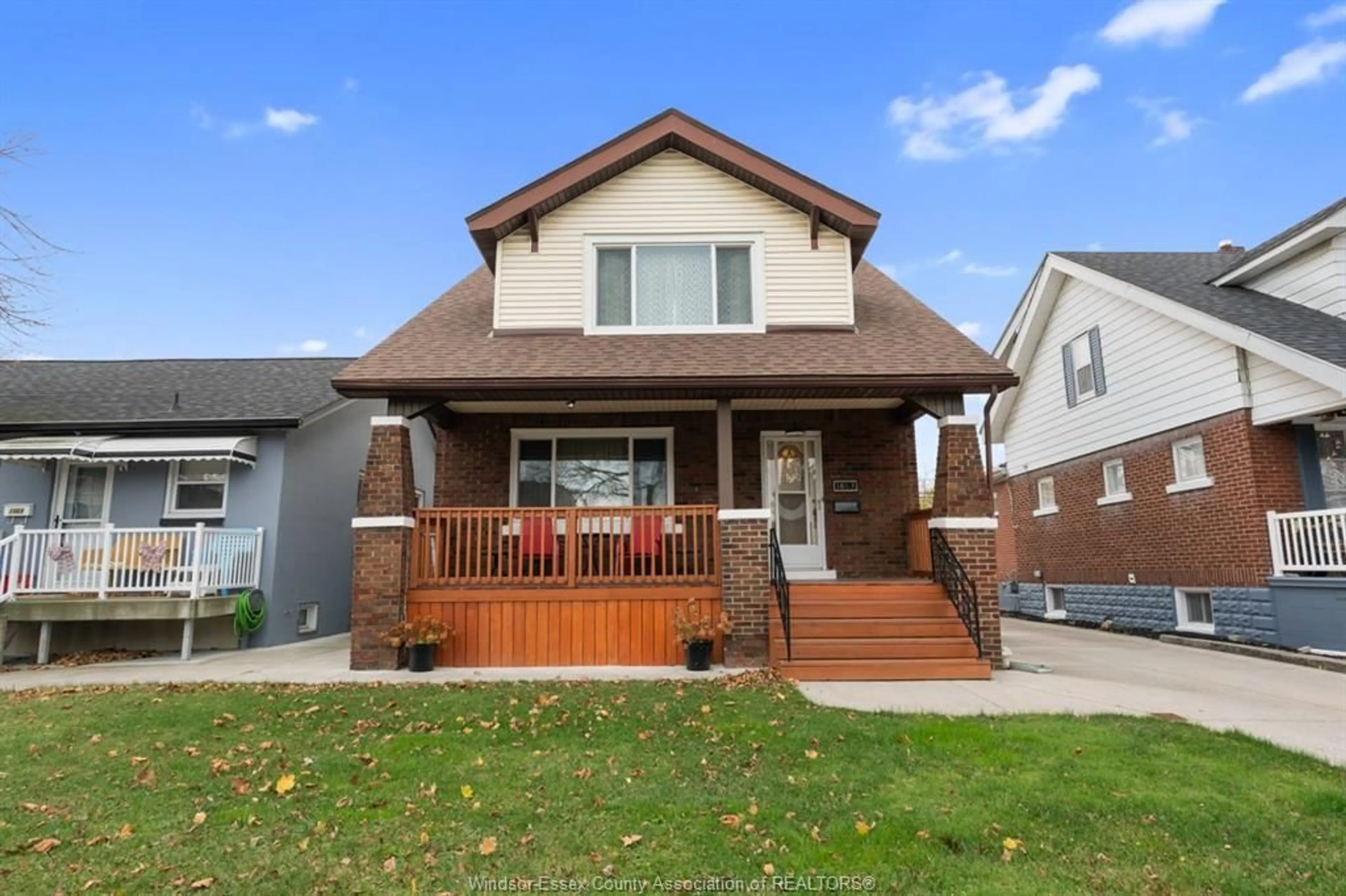 Frontside or backside of a home, cottage for 1863 PILLETTE Rd, Windsor Ontario N8T 1P2