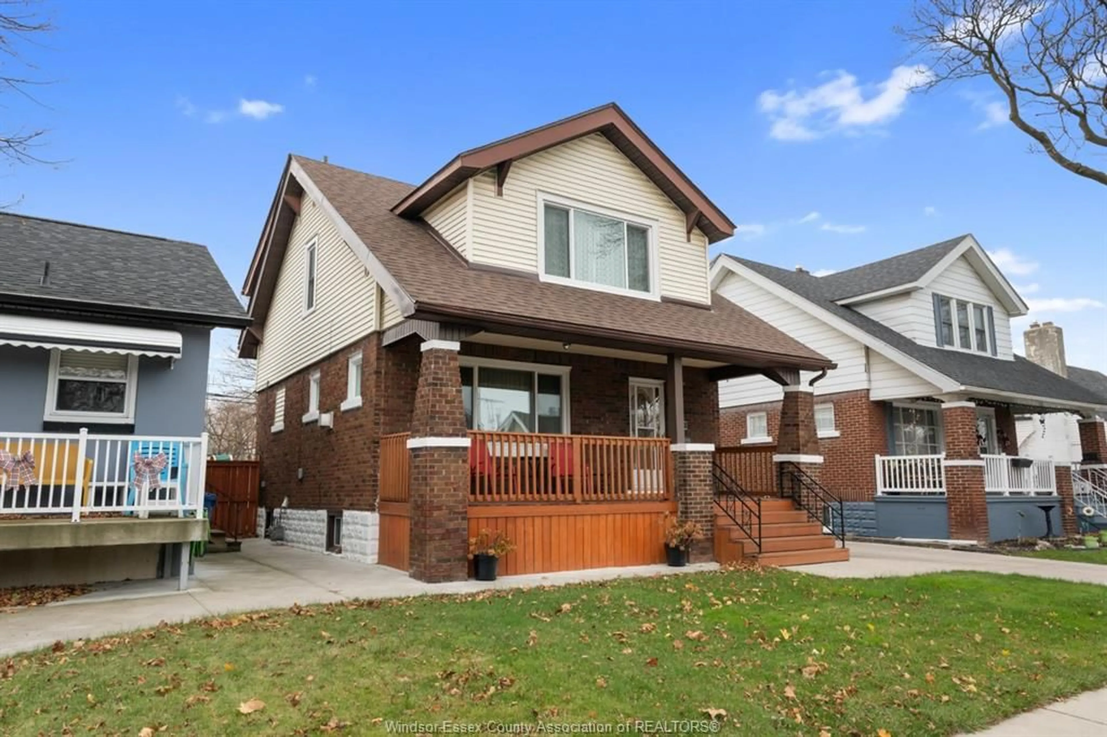 Frontside or backside of a home, cottage for 1863 PILLETTE Rd, Windsor Ontario N8T 1P2