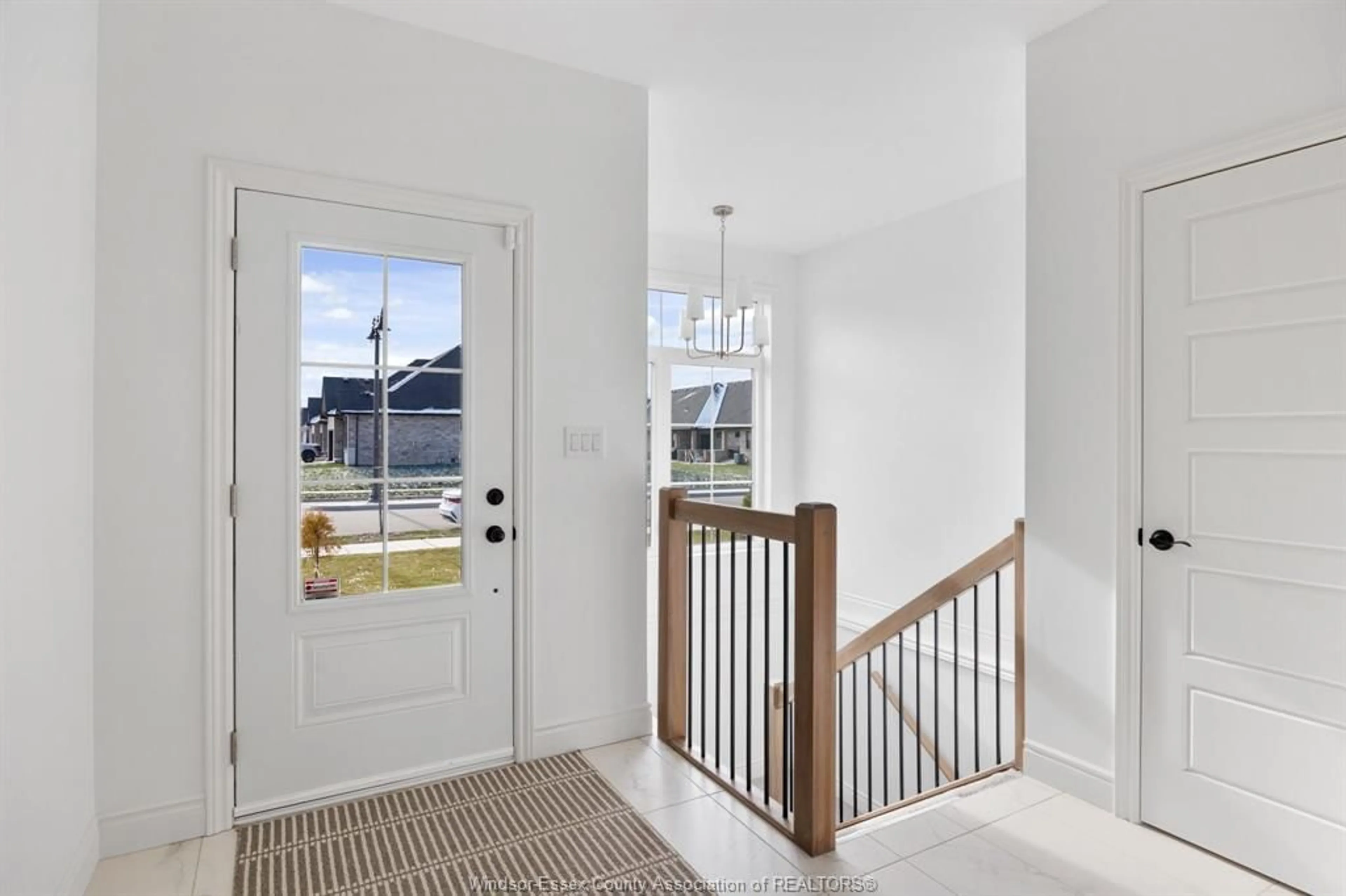 Indoor entryway, wood floors for 210 McLellan, Amherstburg Ontario N9V 0H1