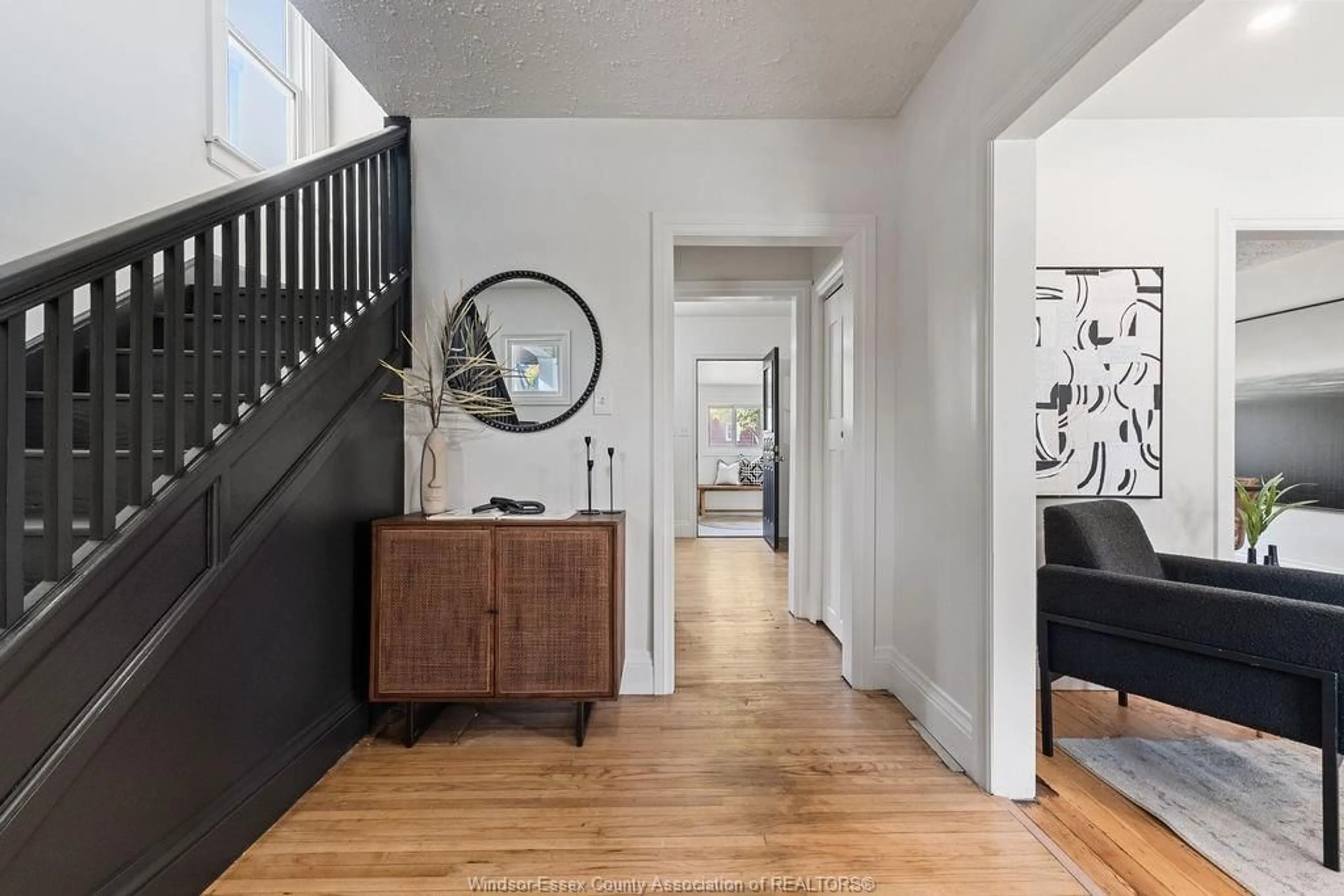 Indoor entryway, wood floors for 1373 DOUGALL Ave, Windsor Ontario N8X1R6