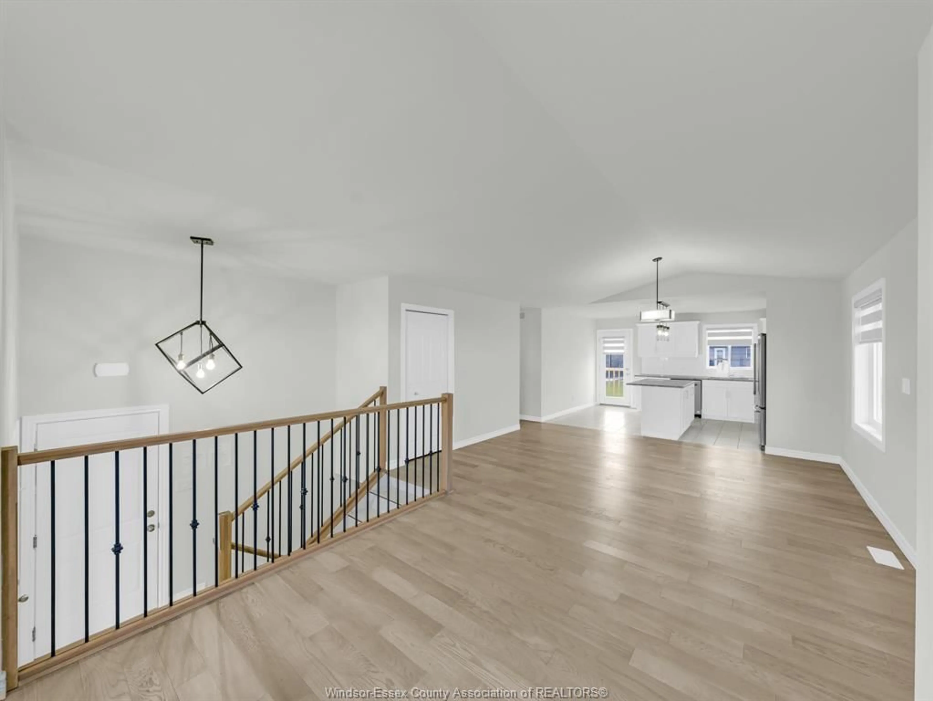 Indoor foyer, wood floors for 386 MAGNOLIA Lane, Lakeshore Ontario N0R 1A0