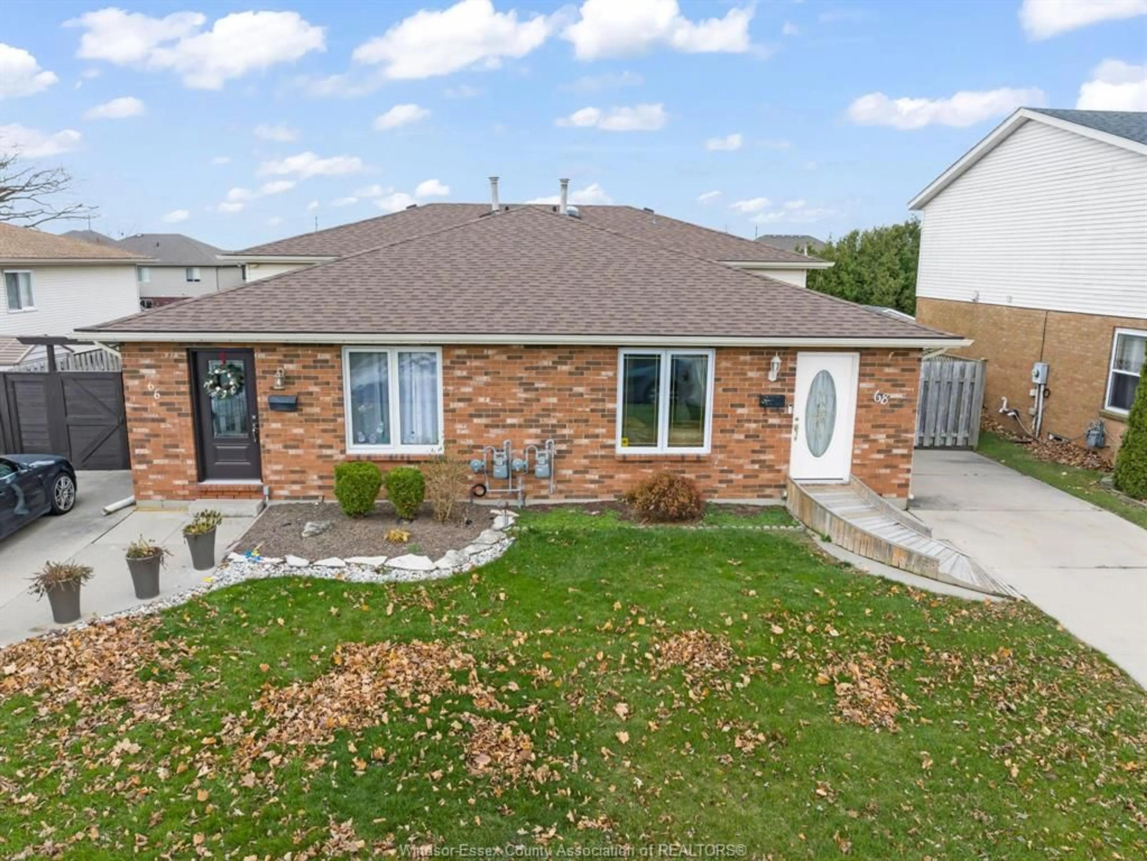 Frontside or backside of a home, the street view for 68 Bennie Ave, Leamington Ontario N8H 4Y5