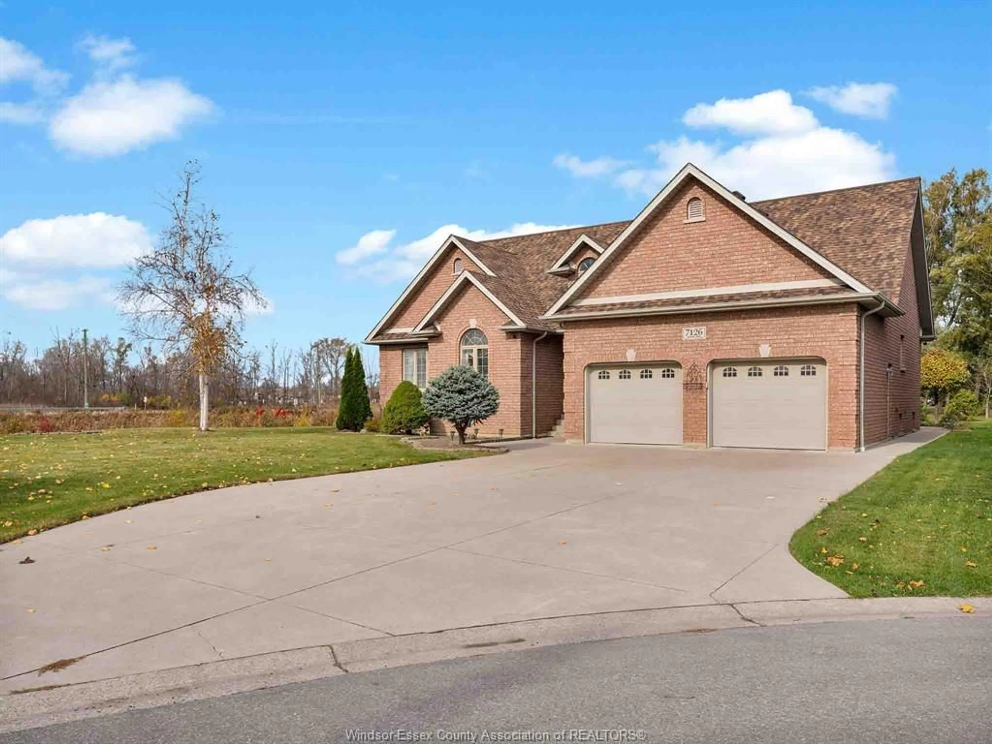 Frontside or backside of a home, the street view for 7126 DRIVER Lane, Amherstburg Ontario N0R 1J0