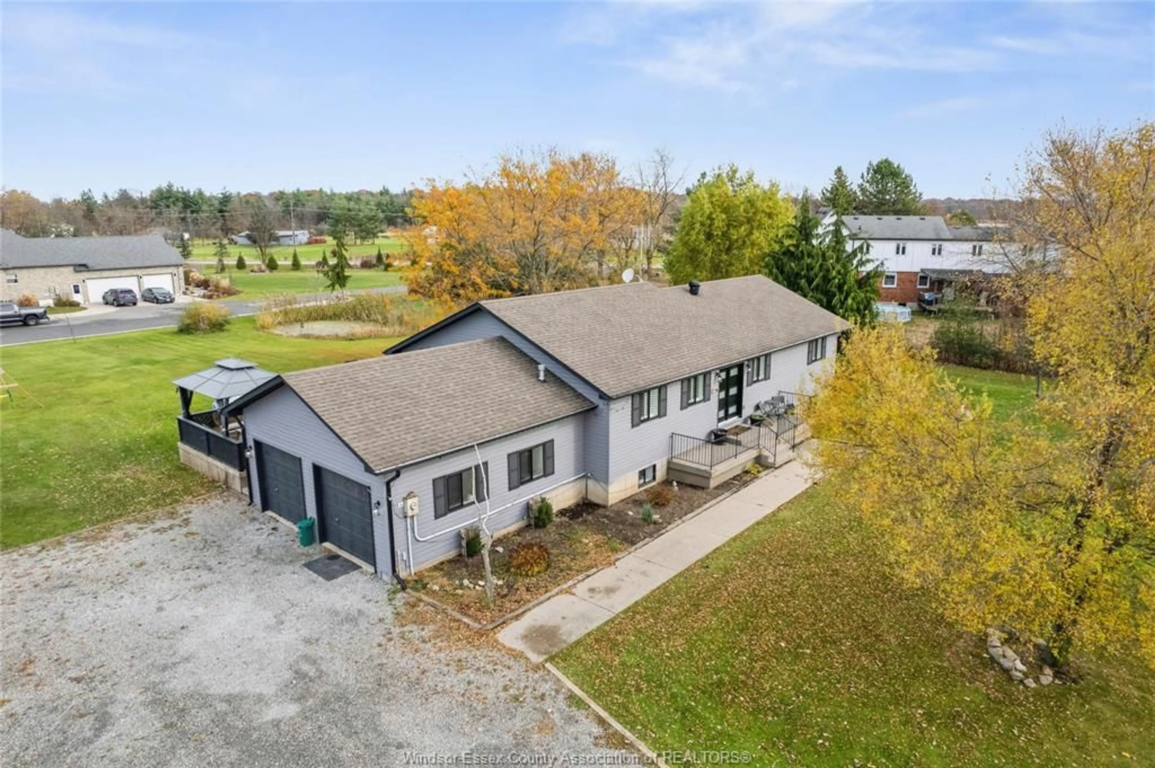 A pic from outside/outdoor area/front of a property/back of a property/a pic from drone, unknown for 1796 PENNY Lane, Caistor Centre Ontario L0R 1E0