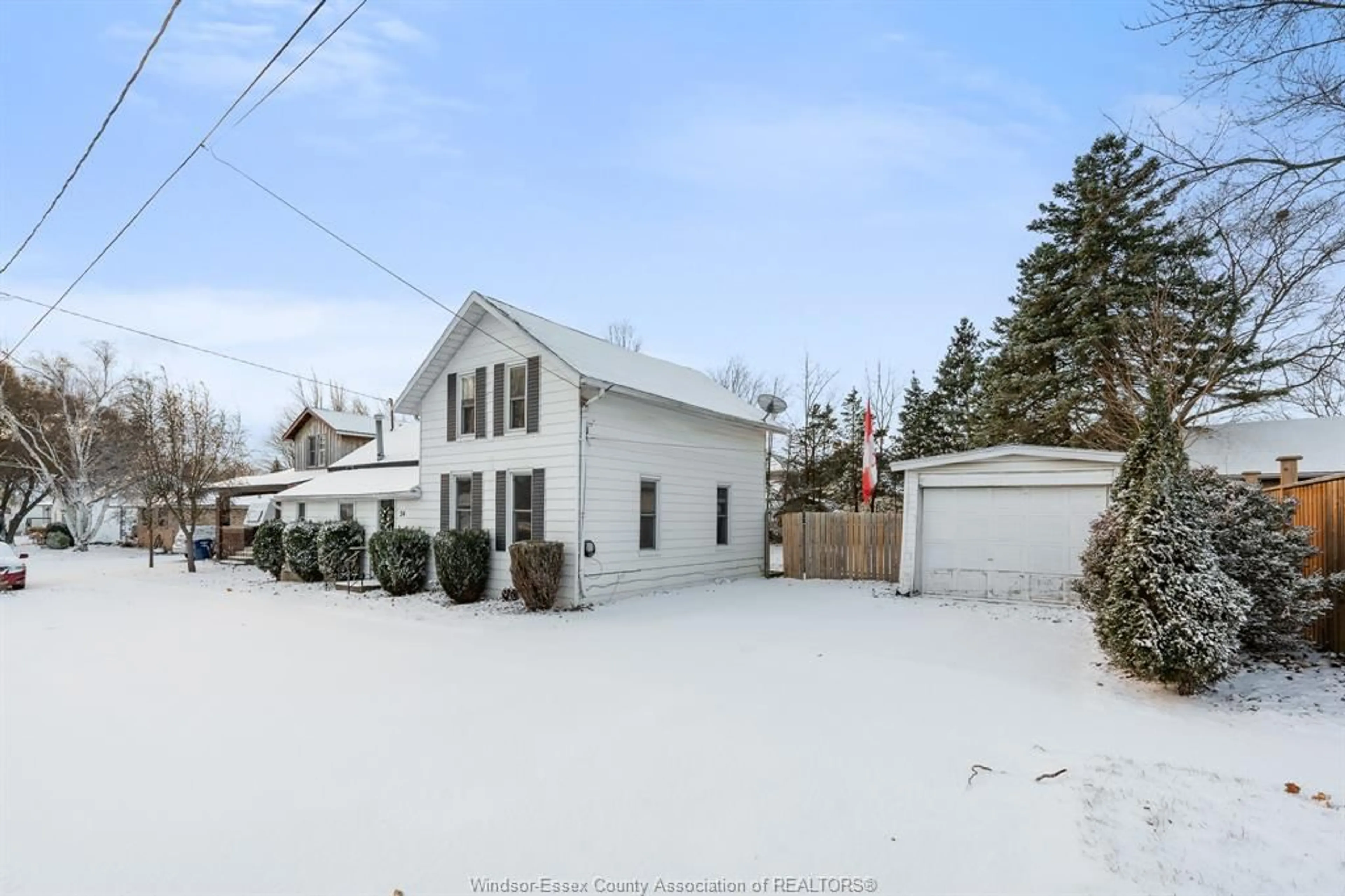 A pic from outside/outdoor area/front of a property/back of a property/a pic from drone, street for 24 Elizabeth, Blenheim Ontario N0P1A0