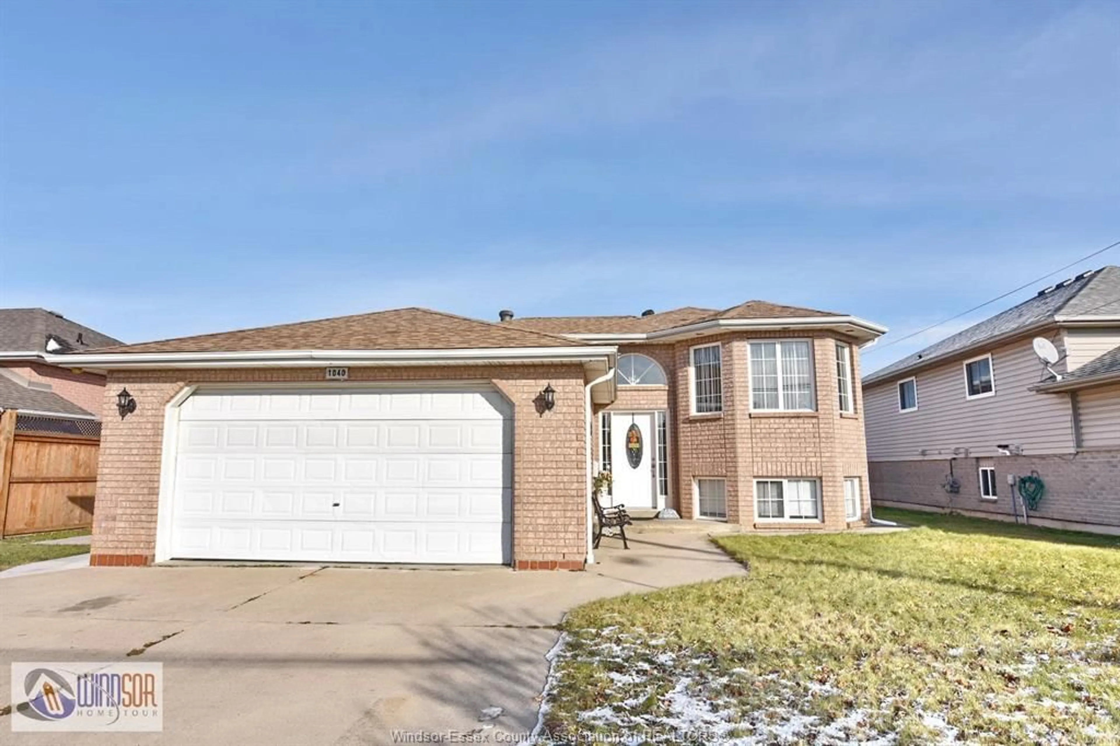 Home with brick exterior material, street for 1040 NORTH TALBOT, Windsor Ontario N9G 2S3