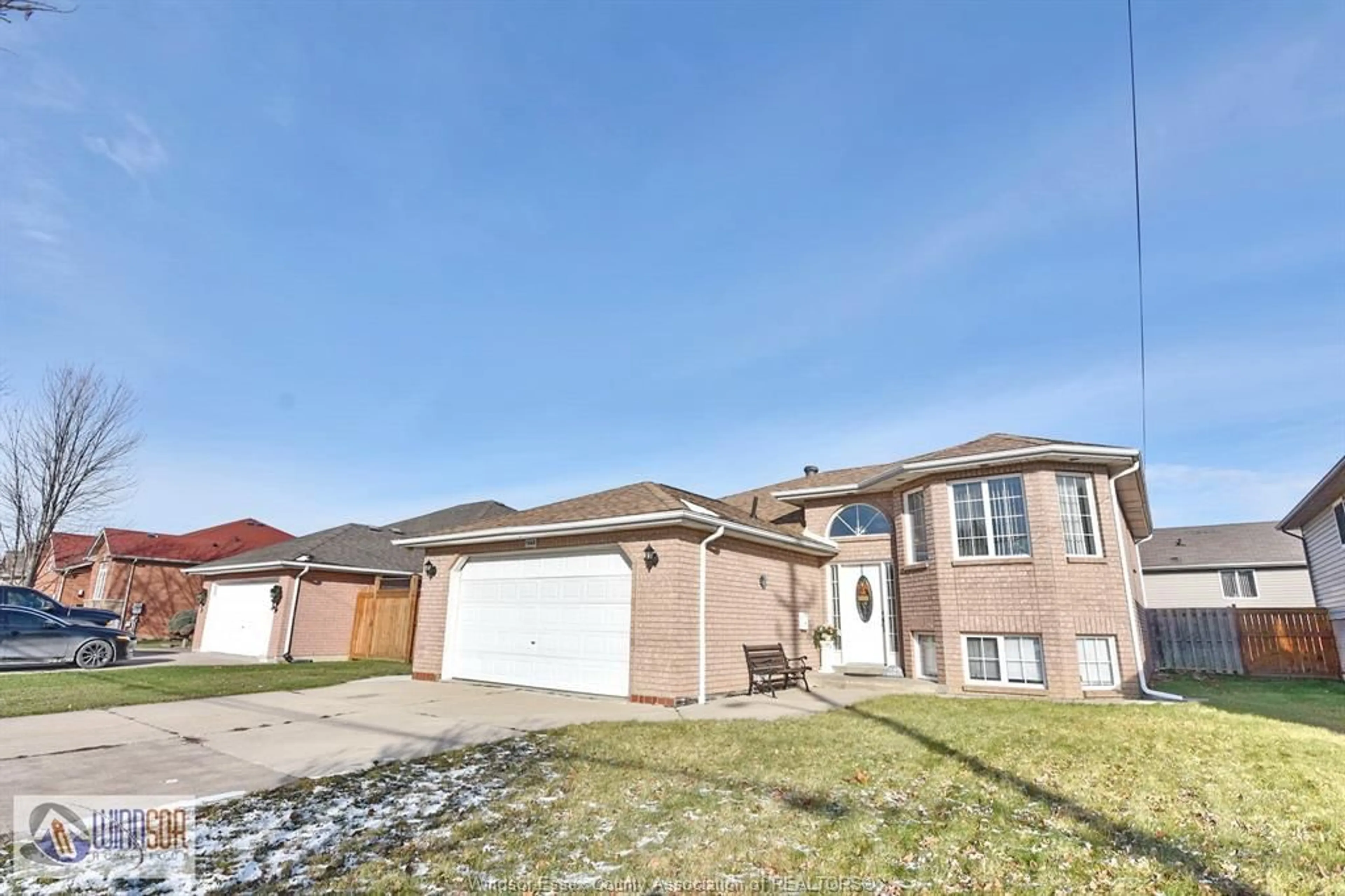 Home with brick exterior material, street for 1040 NORTH TALBOT, Windsor Ontario N9G 2S3