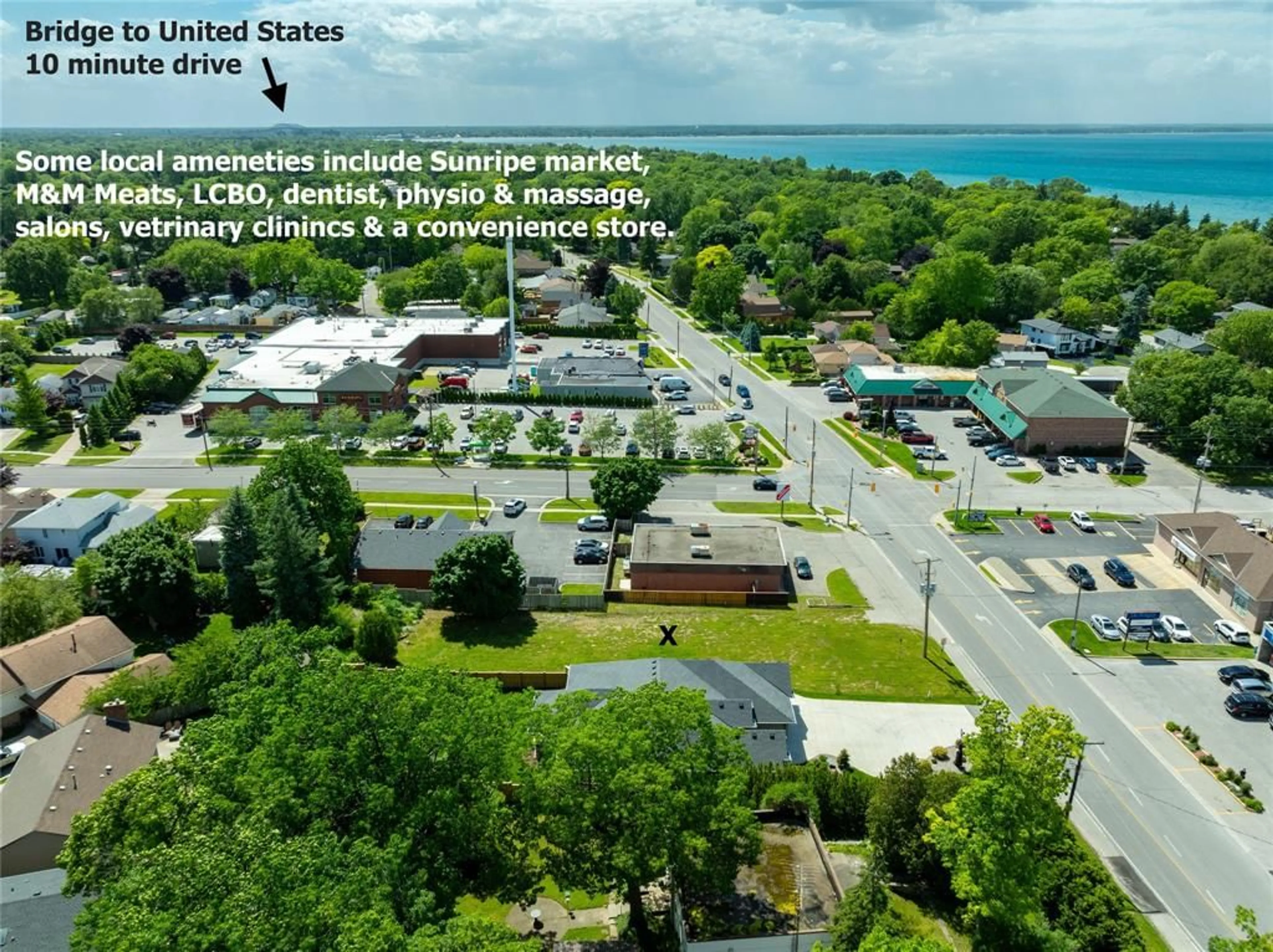 A pic from outside/outdoor area/front of a property/back of a property/a pic from drone, street for 1207 LAKESHORE Rd, Sarnia Ontario N7S 2L1