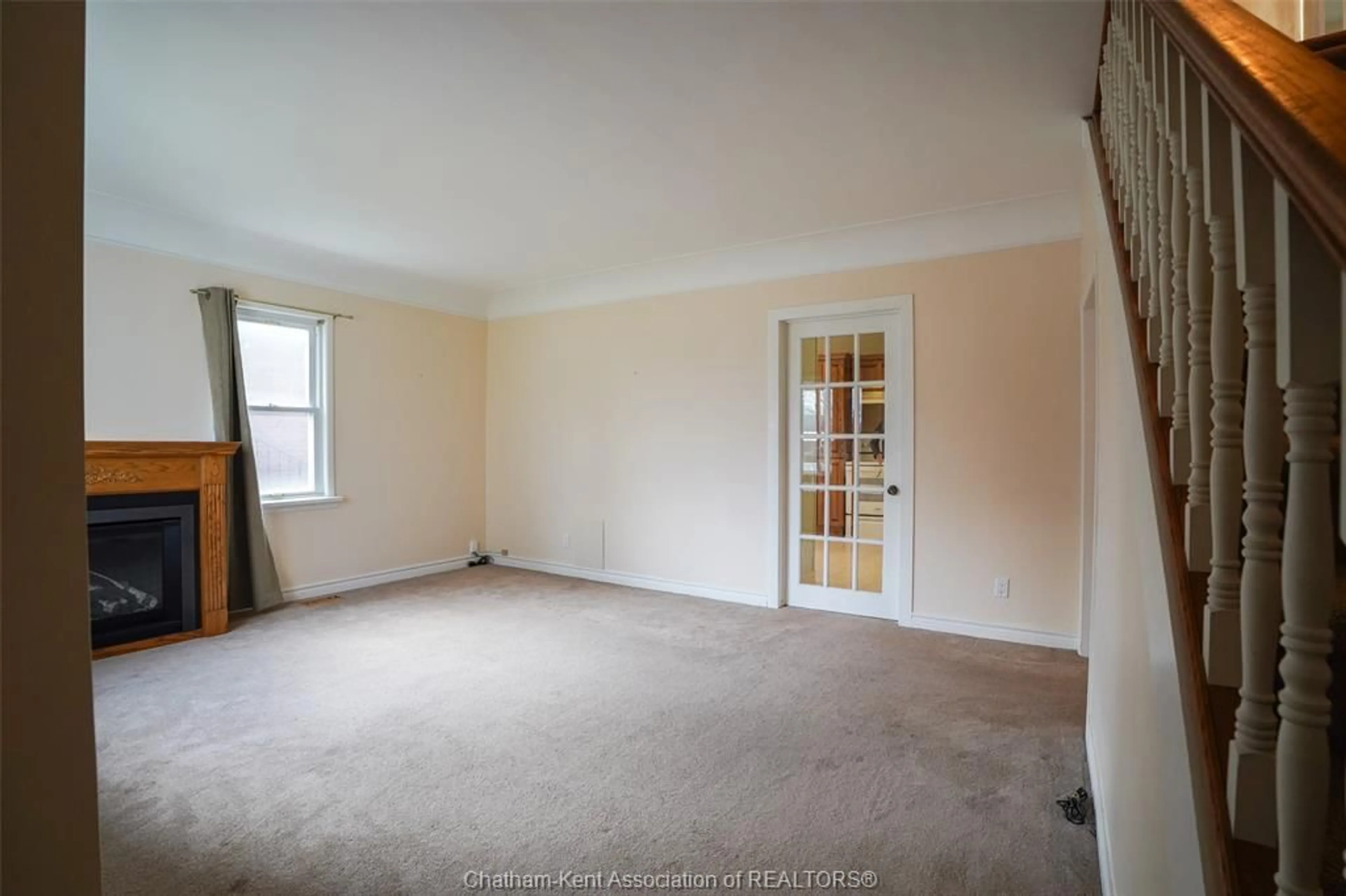 A pic of a room for 17 O'Brien Dr, Chatham Ontario N7M 2E5