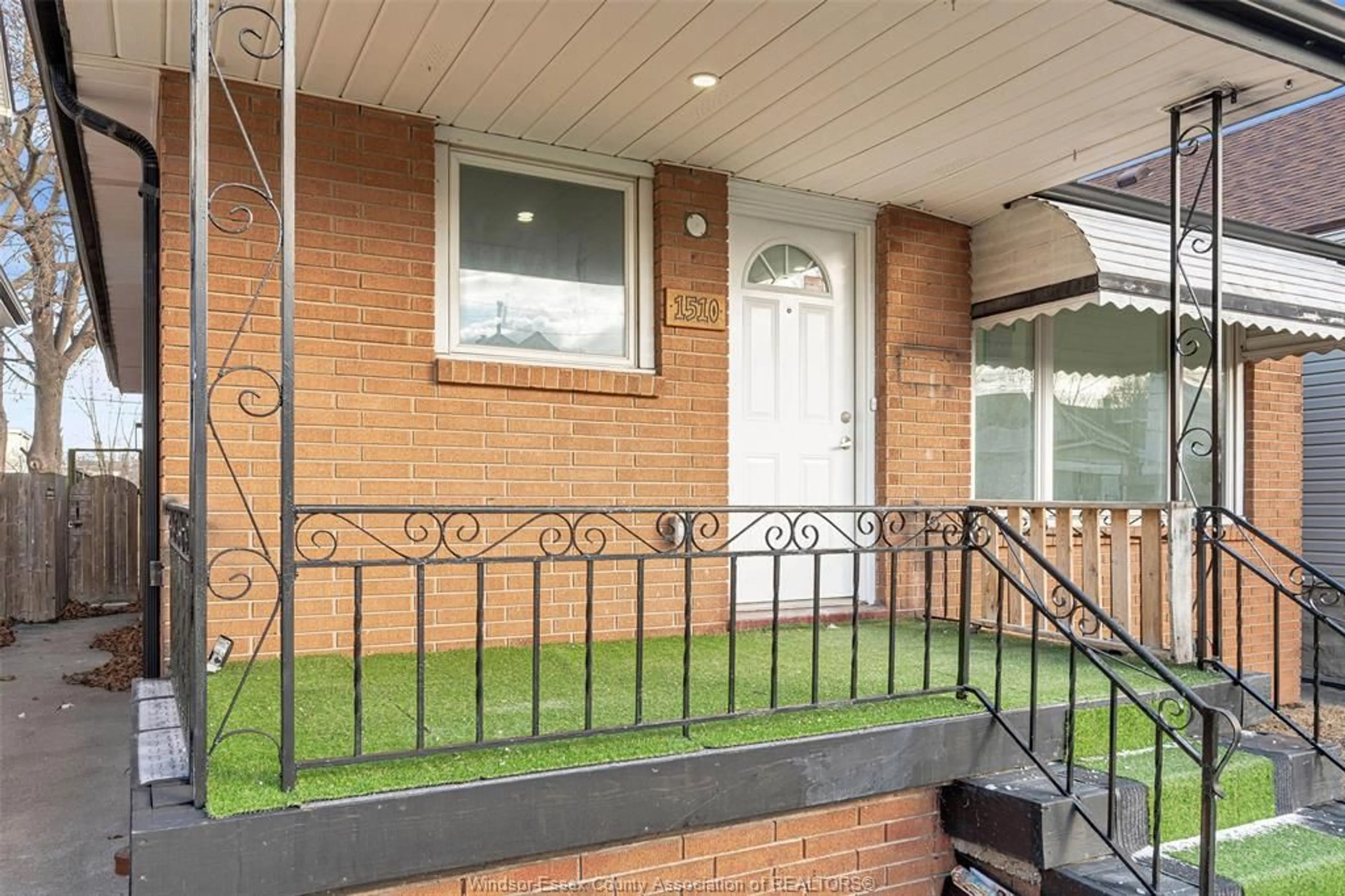 Patio, street for 1510 LANGLOIS, Windsor Ontario N8X 4M2