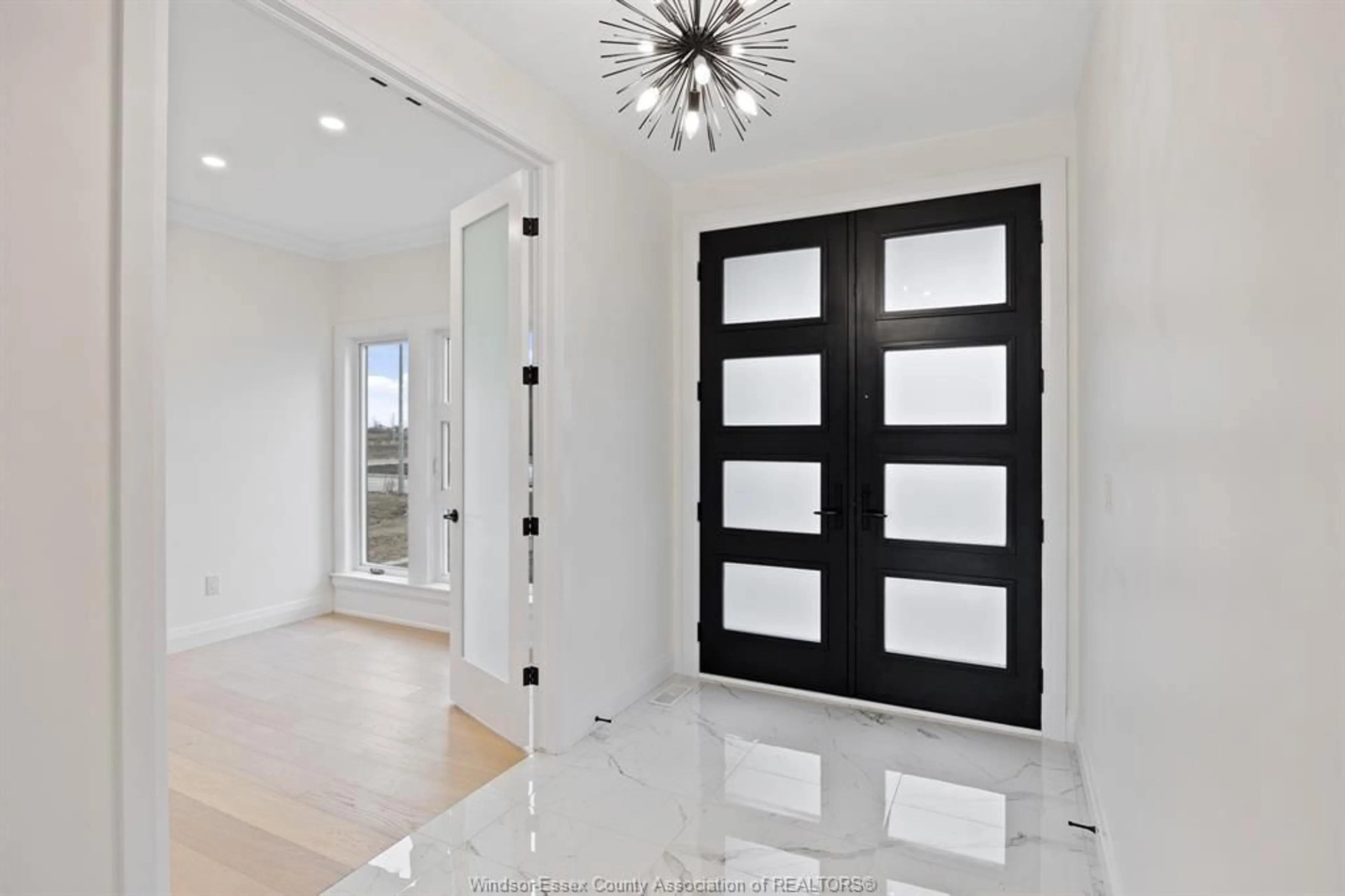 Indoor entryway for 1223 CAMPANA Cres, Lakeshore Ontario N8L 0K5