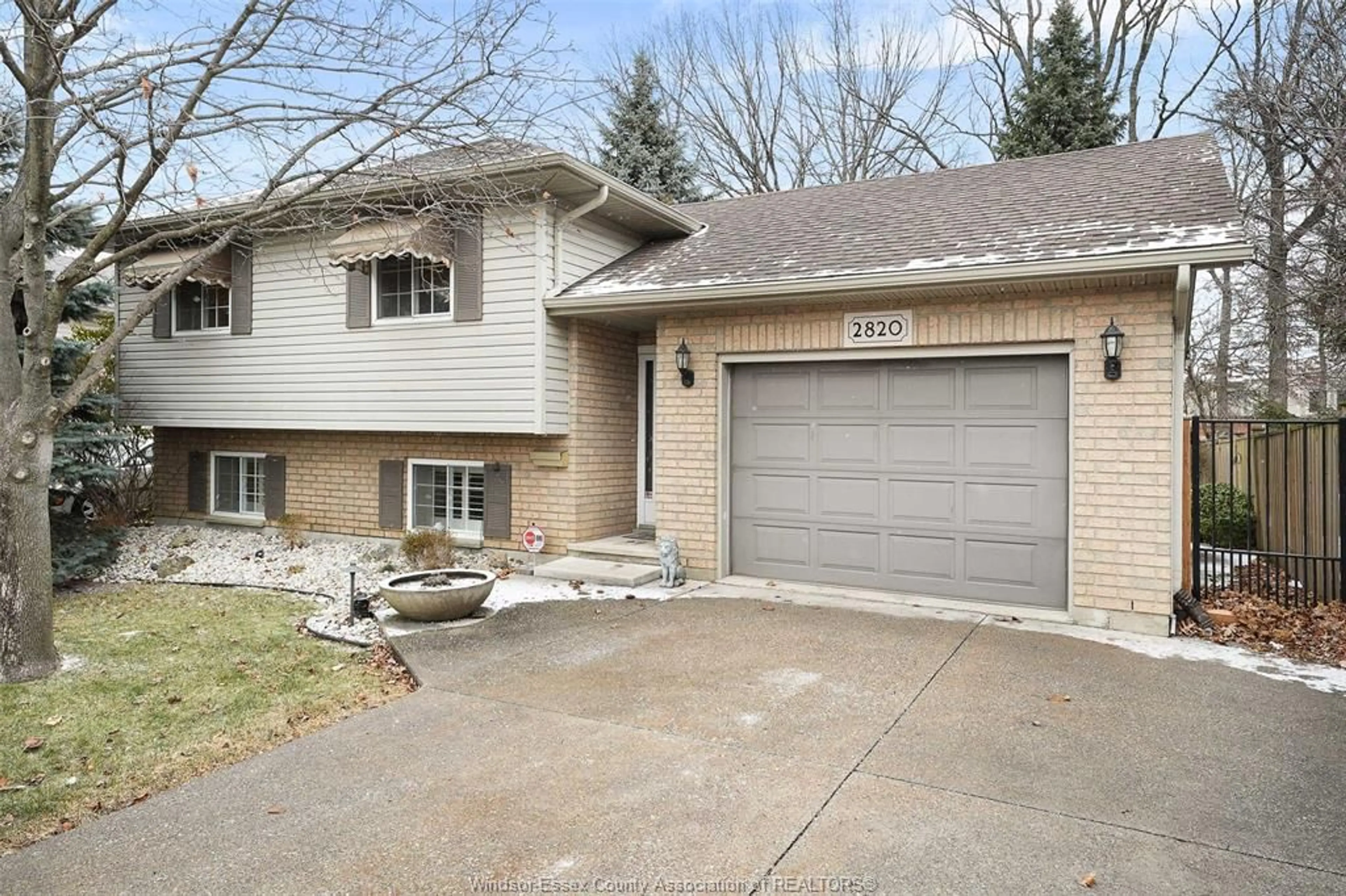 Home with brick exterior material, street for 2820 ROBILLARD, Windsor Ontario N8W 5M3