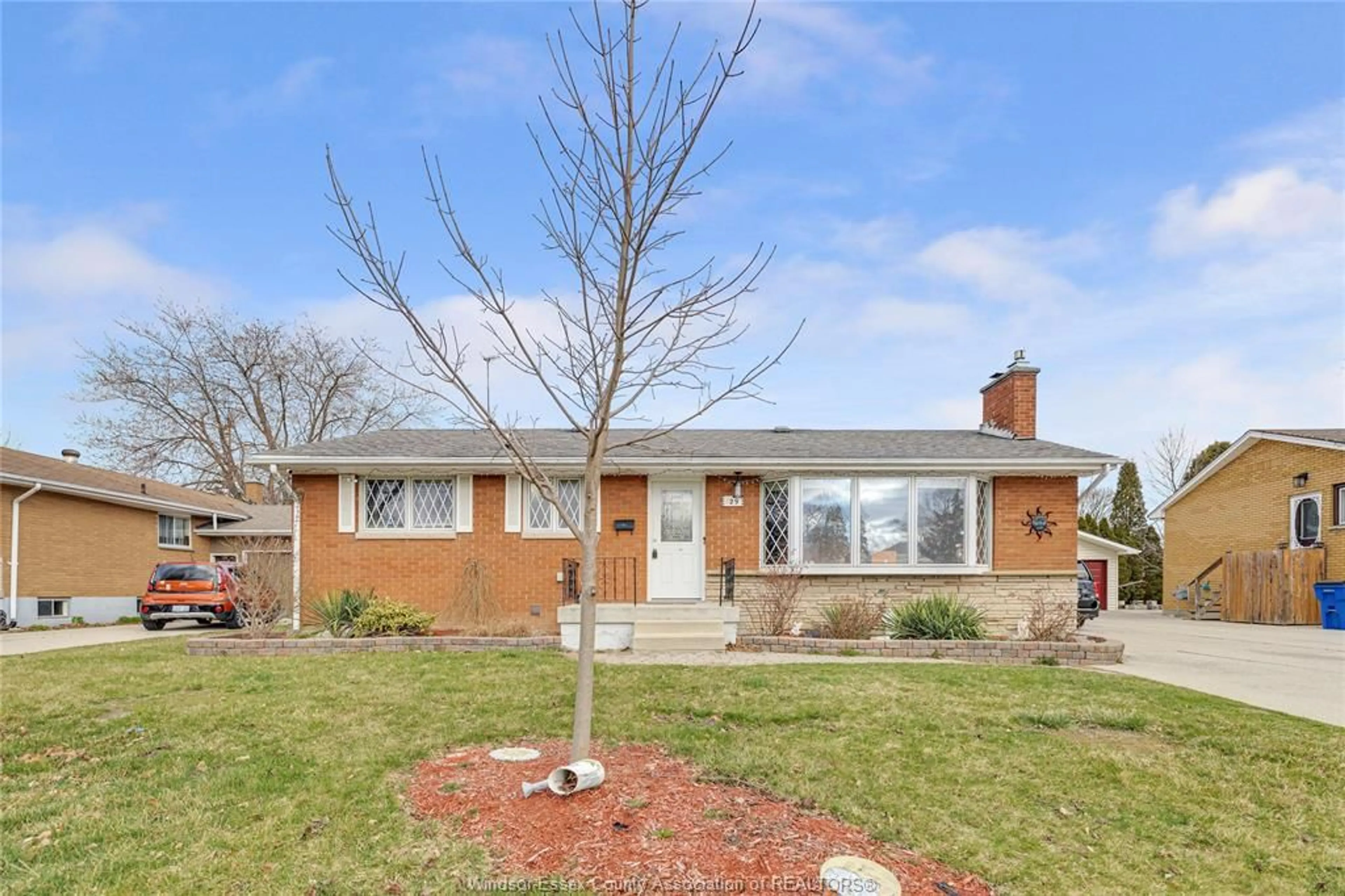 Home with brick exterior material, street for 29 PARTRIDGE Cres, Chatham Ontario N7L 1E8