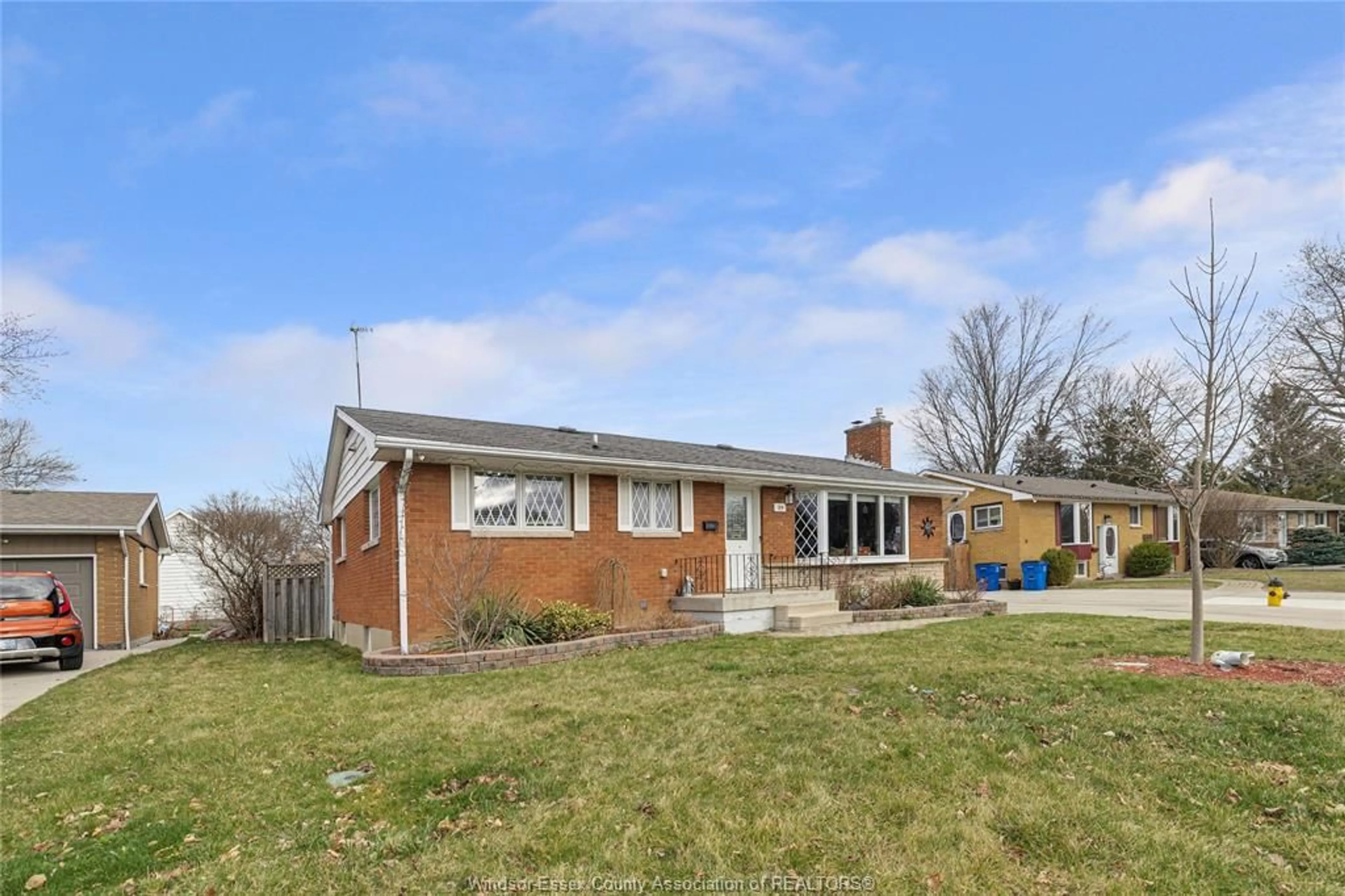 Home with brick exterior material, street for 29 PARTRIDGE Cres, Chatham Ontario N7L 1E8