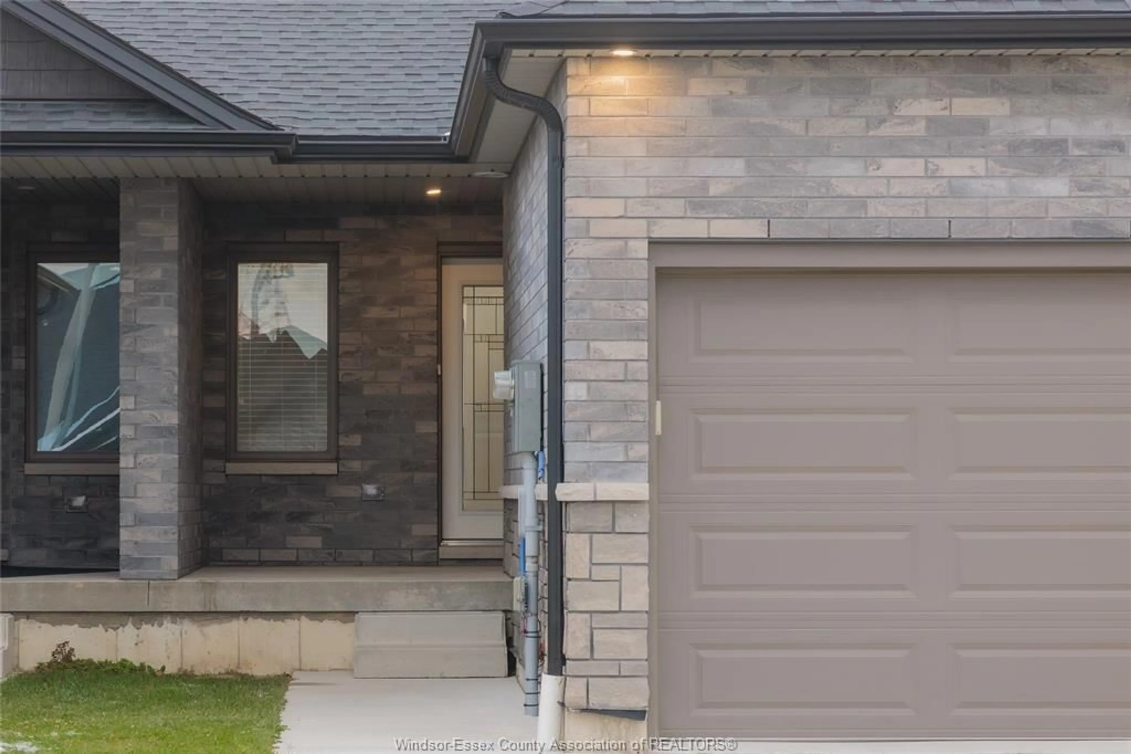 Home with brick exterior material, street for 3502 HALLEE Cres, Windsor Ontario N8W 0B2