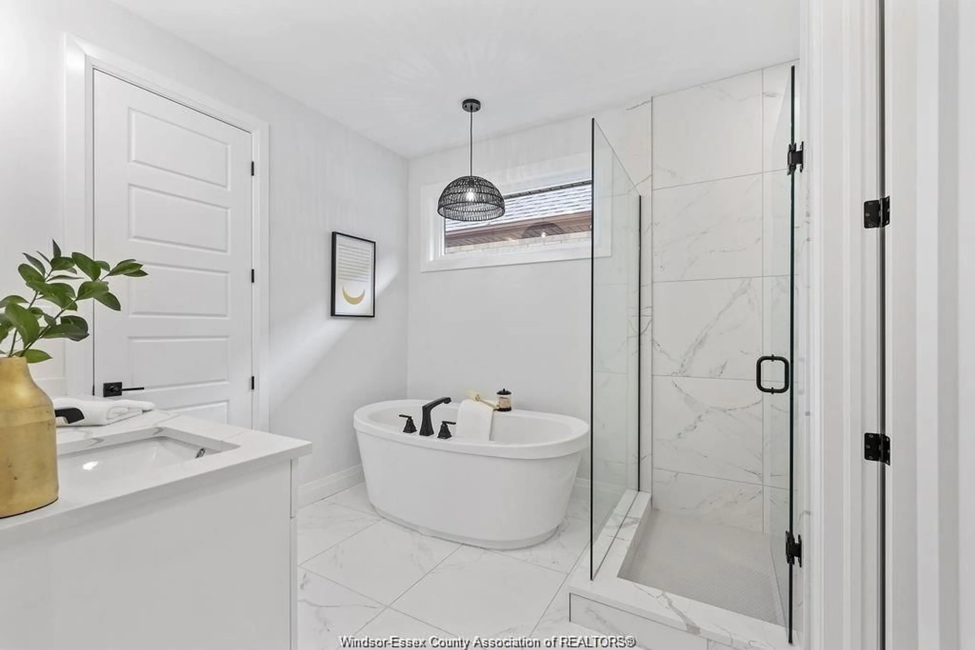 Contemporary bathroom, ceramic/tile floor for LOT 8 LASALLE WOODS, LaSalle Ontario N8N 1M2