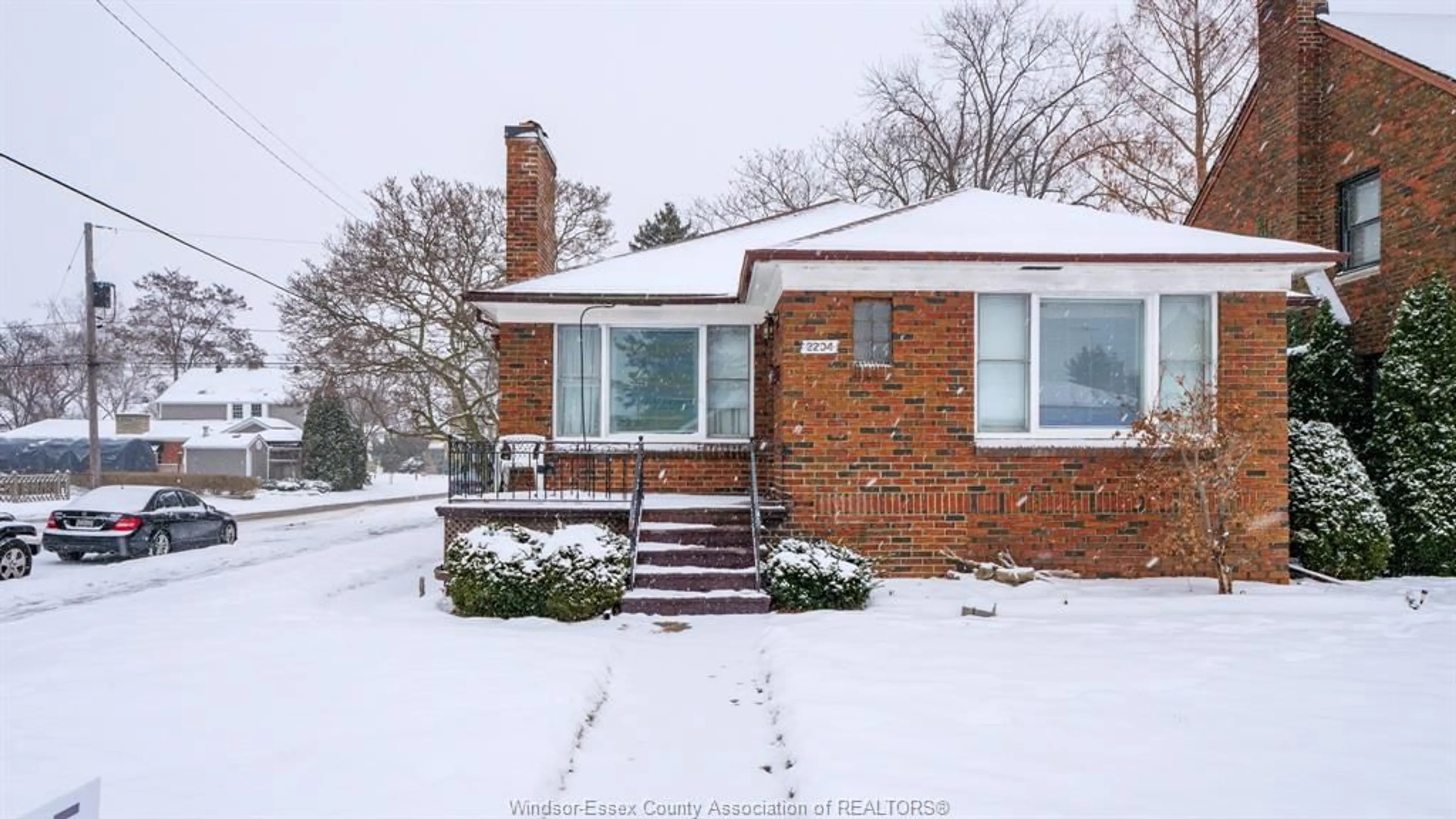 Home with brick exterior material, street for 2204 GLADSTONE Ave, Windsor Ontario N8W 2N7