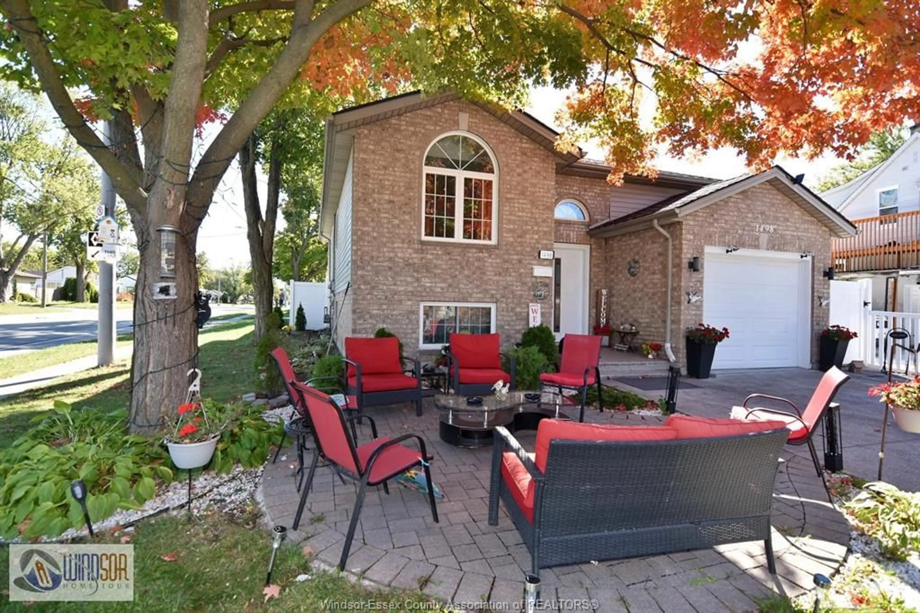 Patio, street for 1498 MARK, Windsor Ontario N9B 3G2