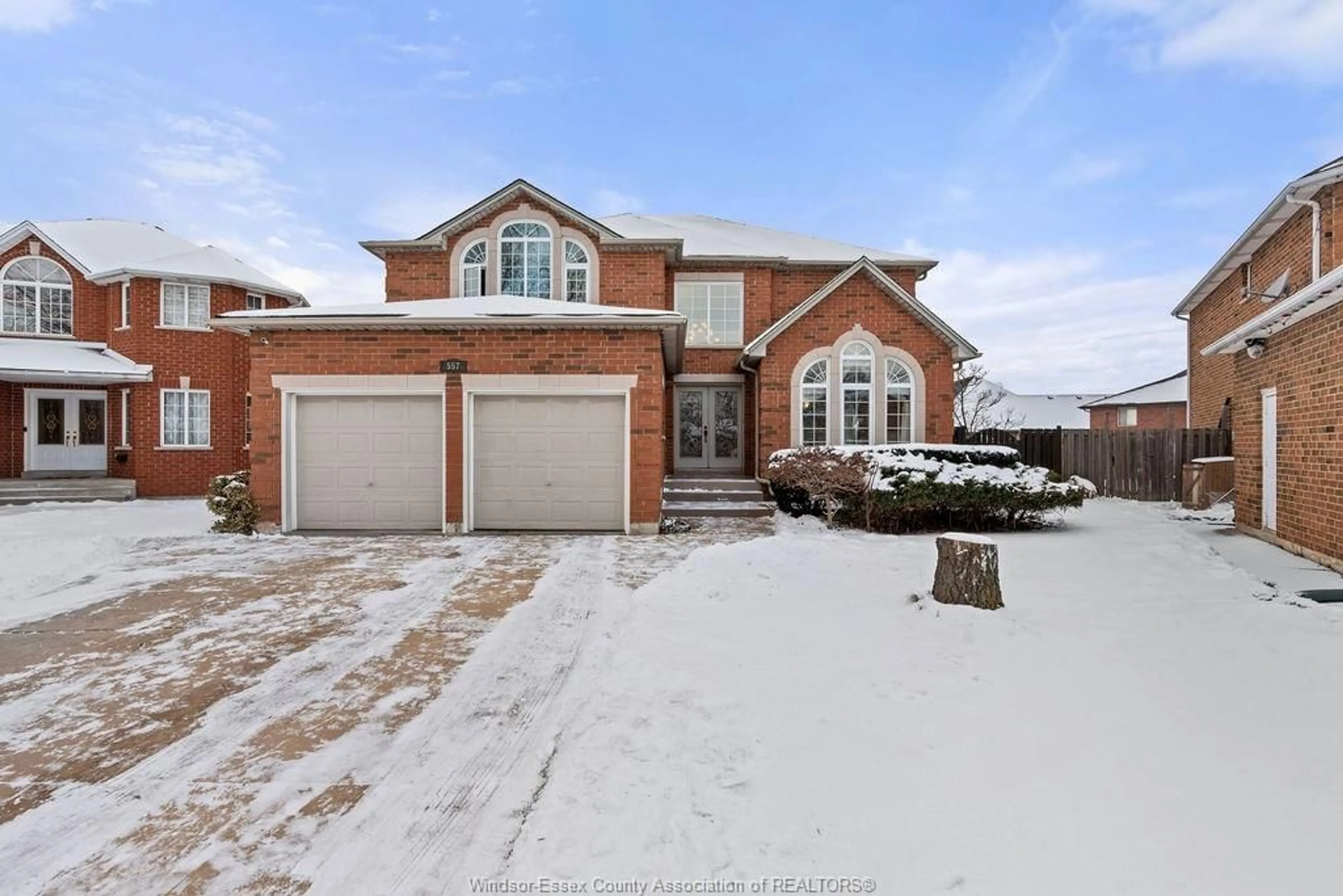 Home with brick exterior material, street for 557 COMPTON, Windsor Ontario N9E 4P7