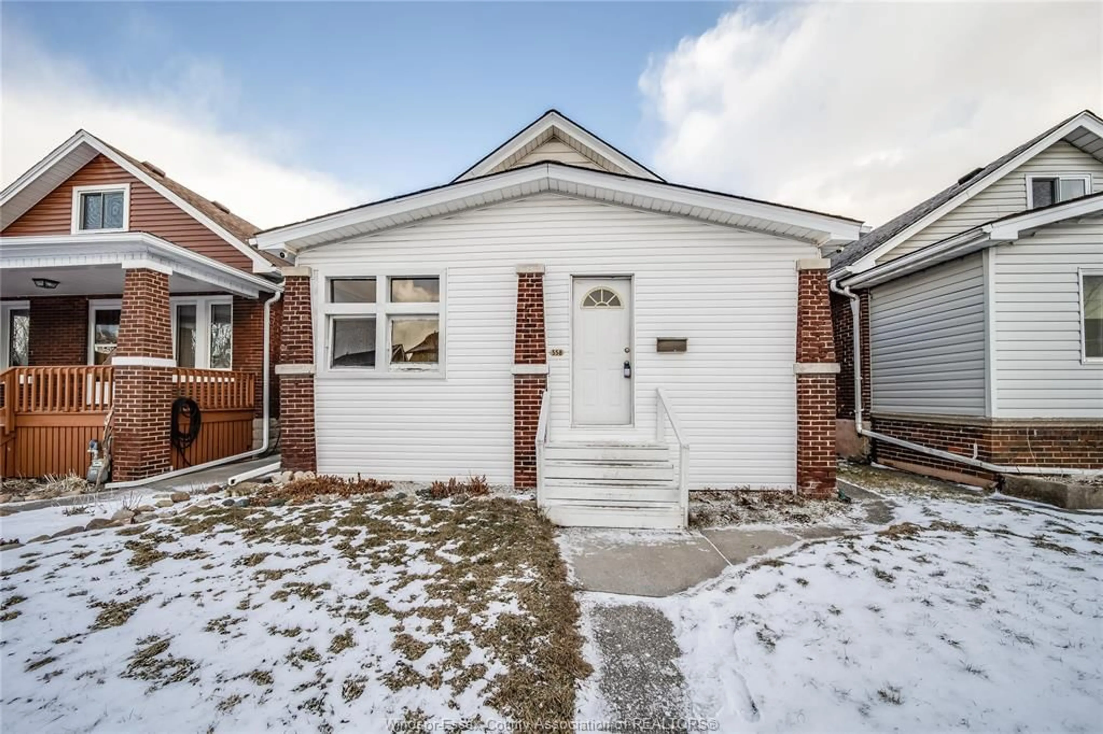 Home with brick exterior material, street for 558 JOSEPHINE, Windsor Ontario N9B2L1