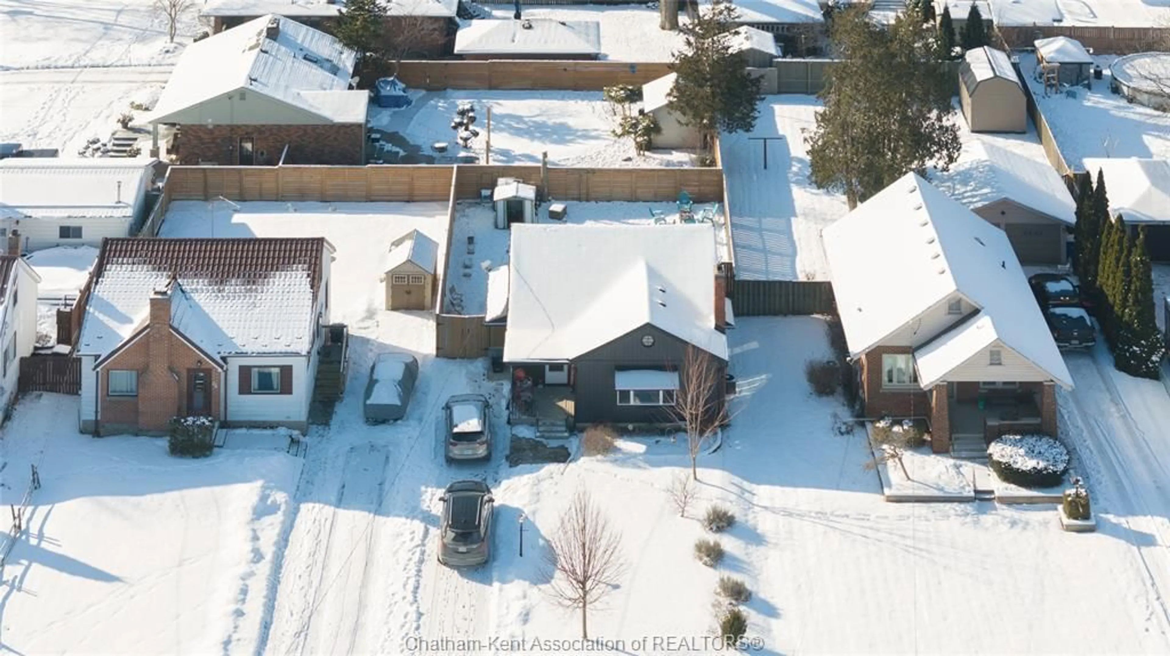 A pic from outside/outdoor area/front of a property/back of a property/a pic from drone, street for 228 Delaware Ave, Chatham Ontario N7L 2W6