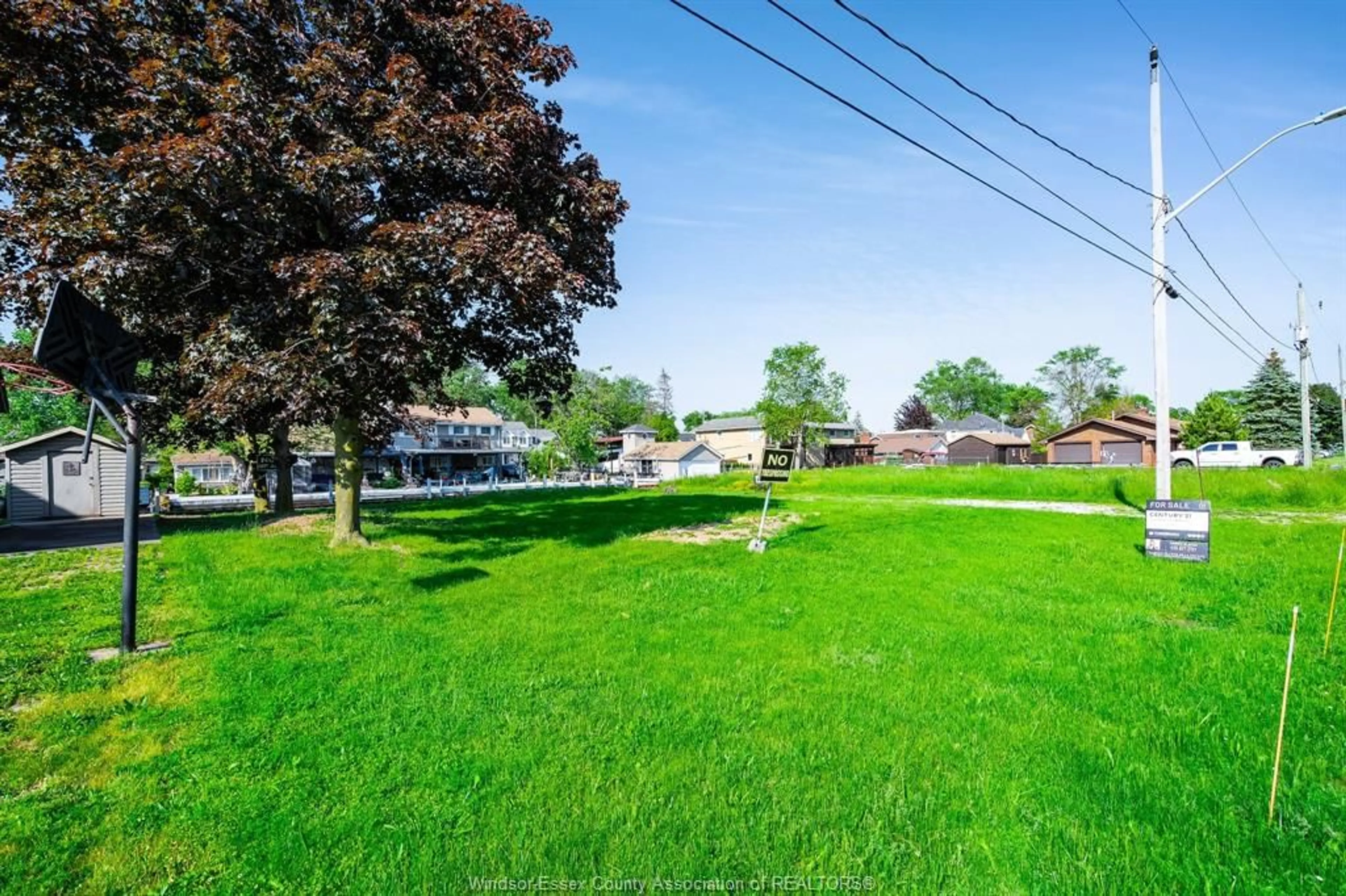 A pic from outside/outdoor area/front of a property/back of a property/a pic from drone, unknown for V/L MARTIN Lane, LaSalle Ontario N9J 1W8