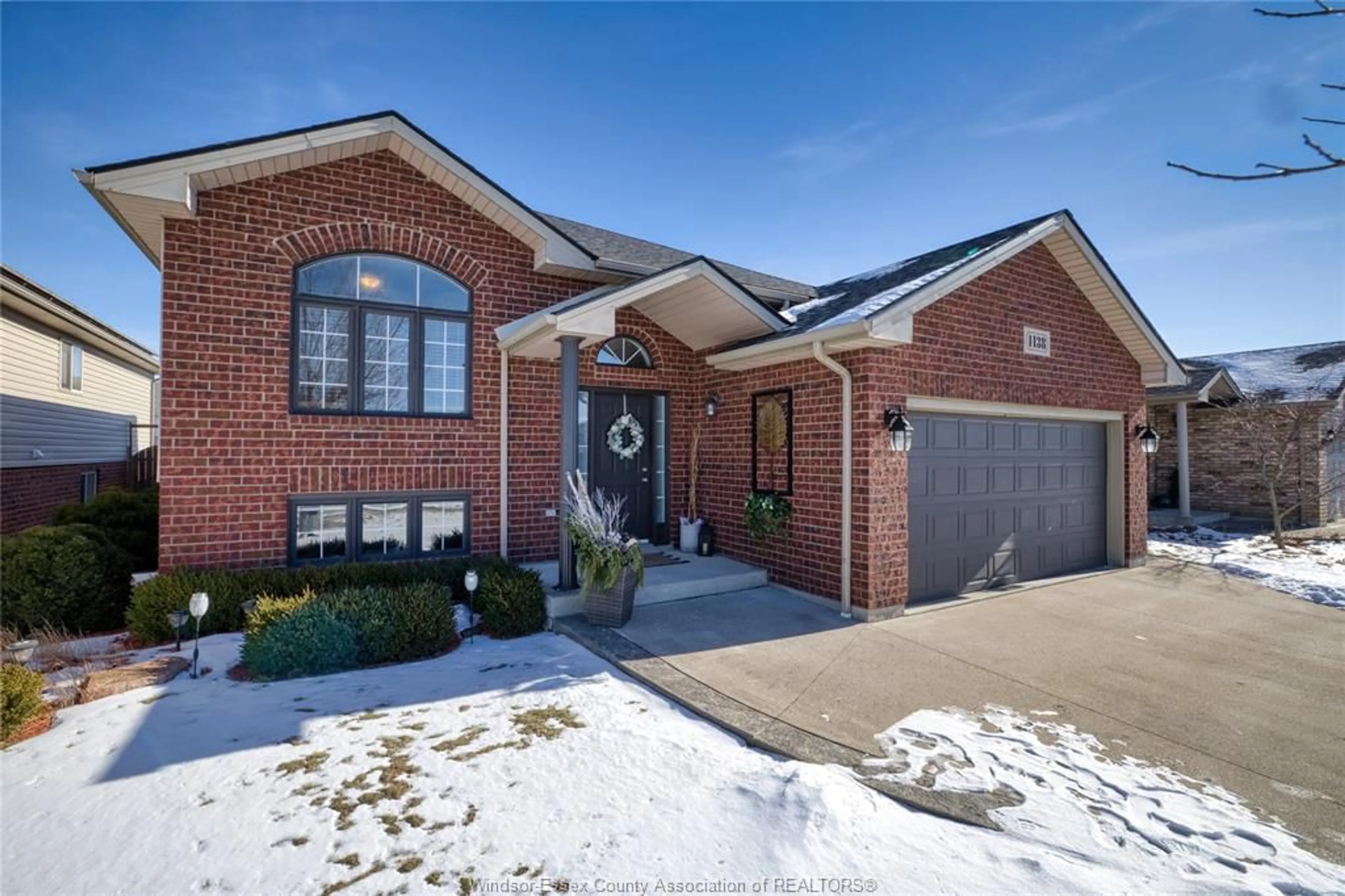 Home with brick exterior material, street for 1138 CLOVER Ave, Windsor Ontario N8P1W1