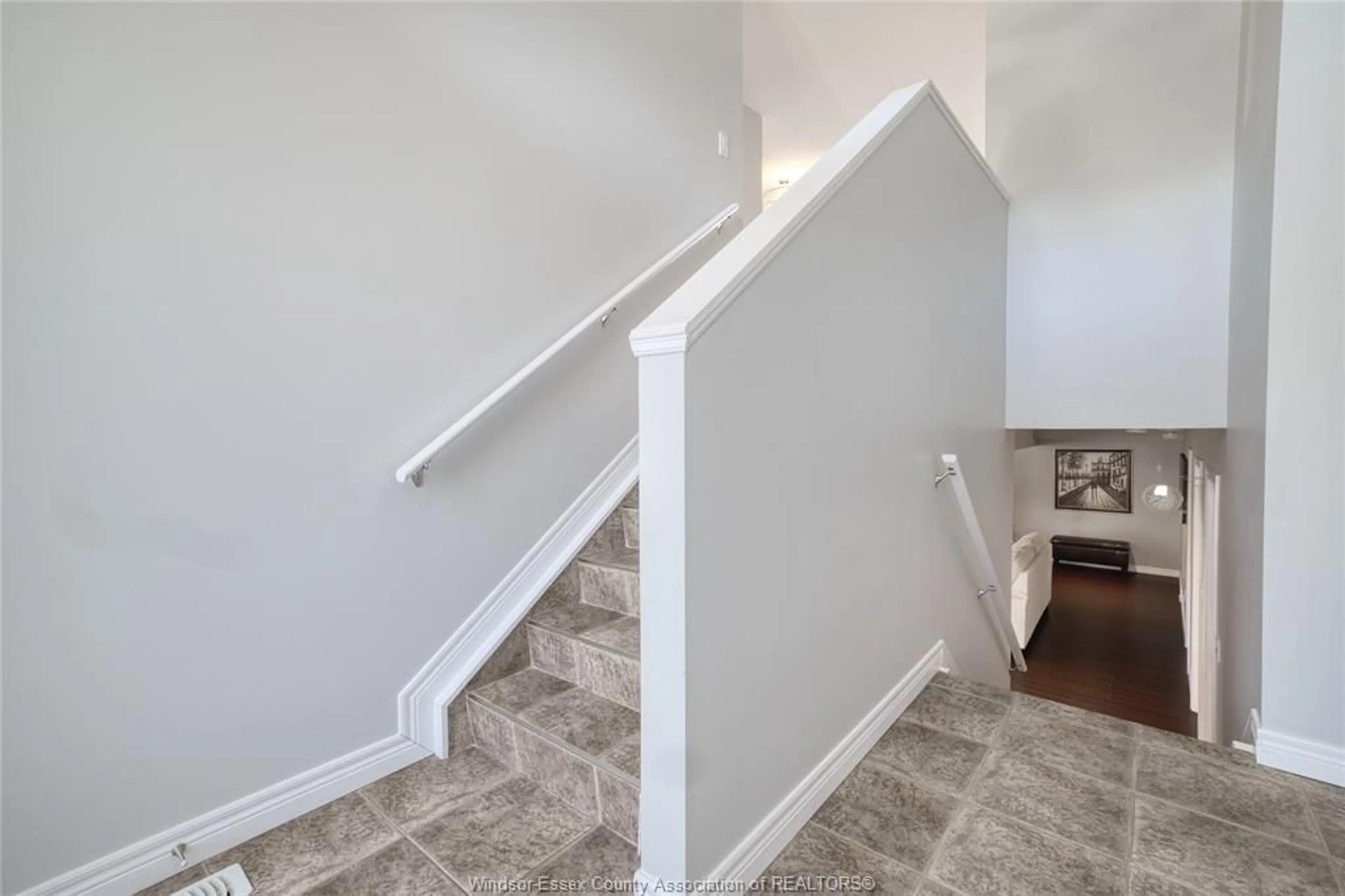 Stairs for 1138 CLOVER Ave, Windsor Ontario N8P1W1