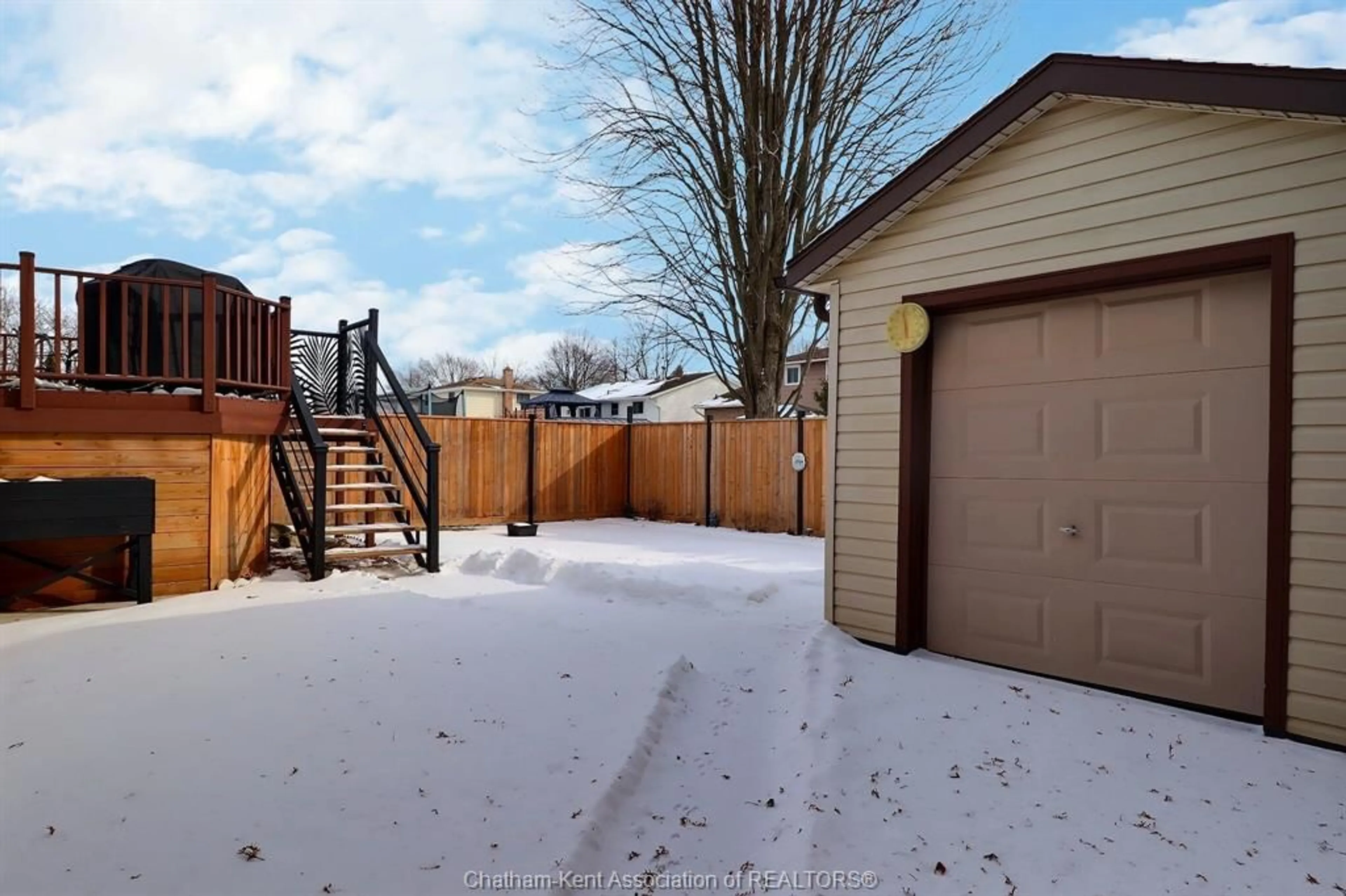 Unknown for 292 Valley Rd, Chatham Ontario N7L 4Y3