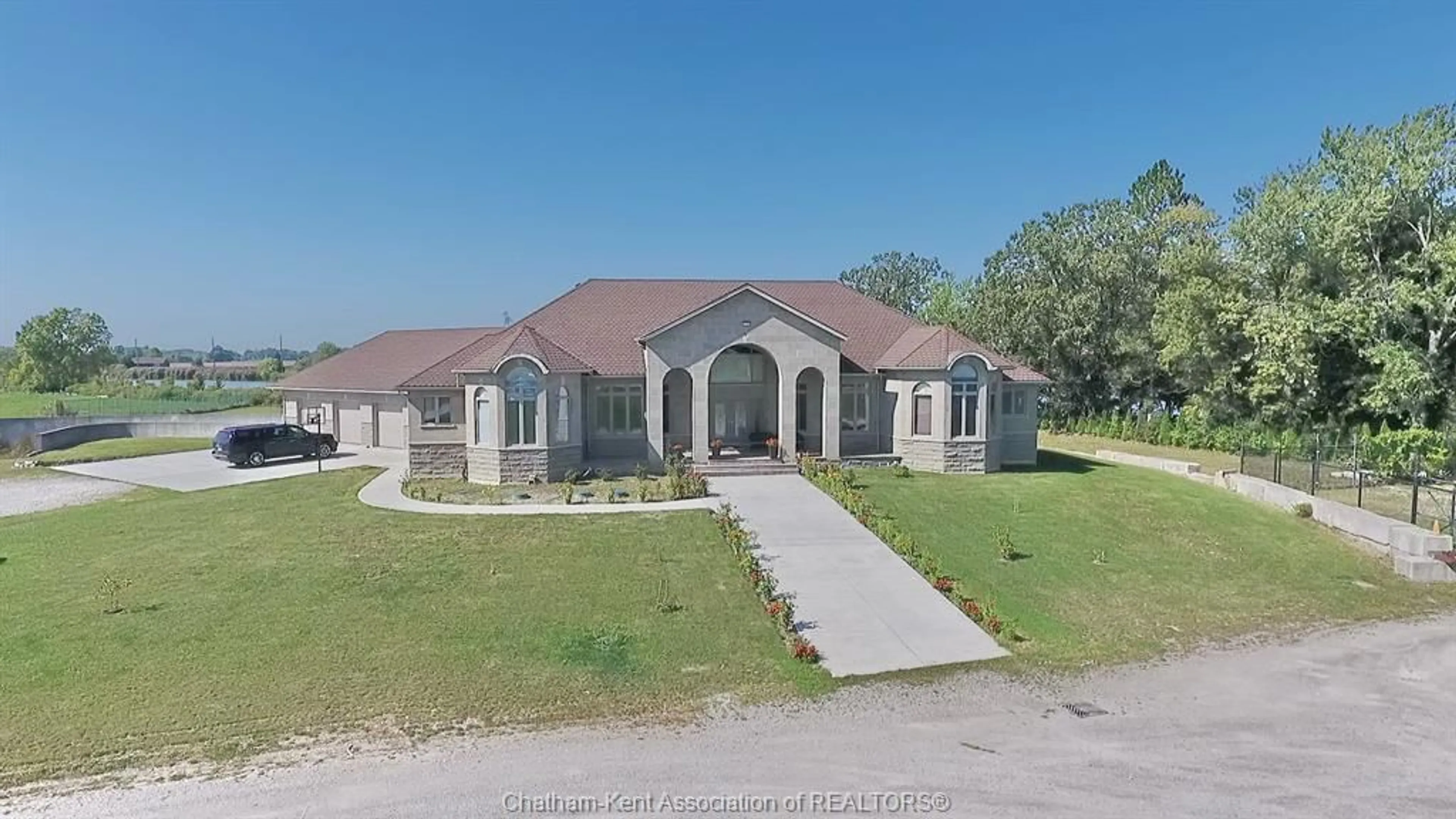 A pic from outside/outdoor area/front of a property/back of a property/a pic from drone, building for 9225 Short Malden Rd, LaSalle Ontario N9H 0K7