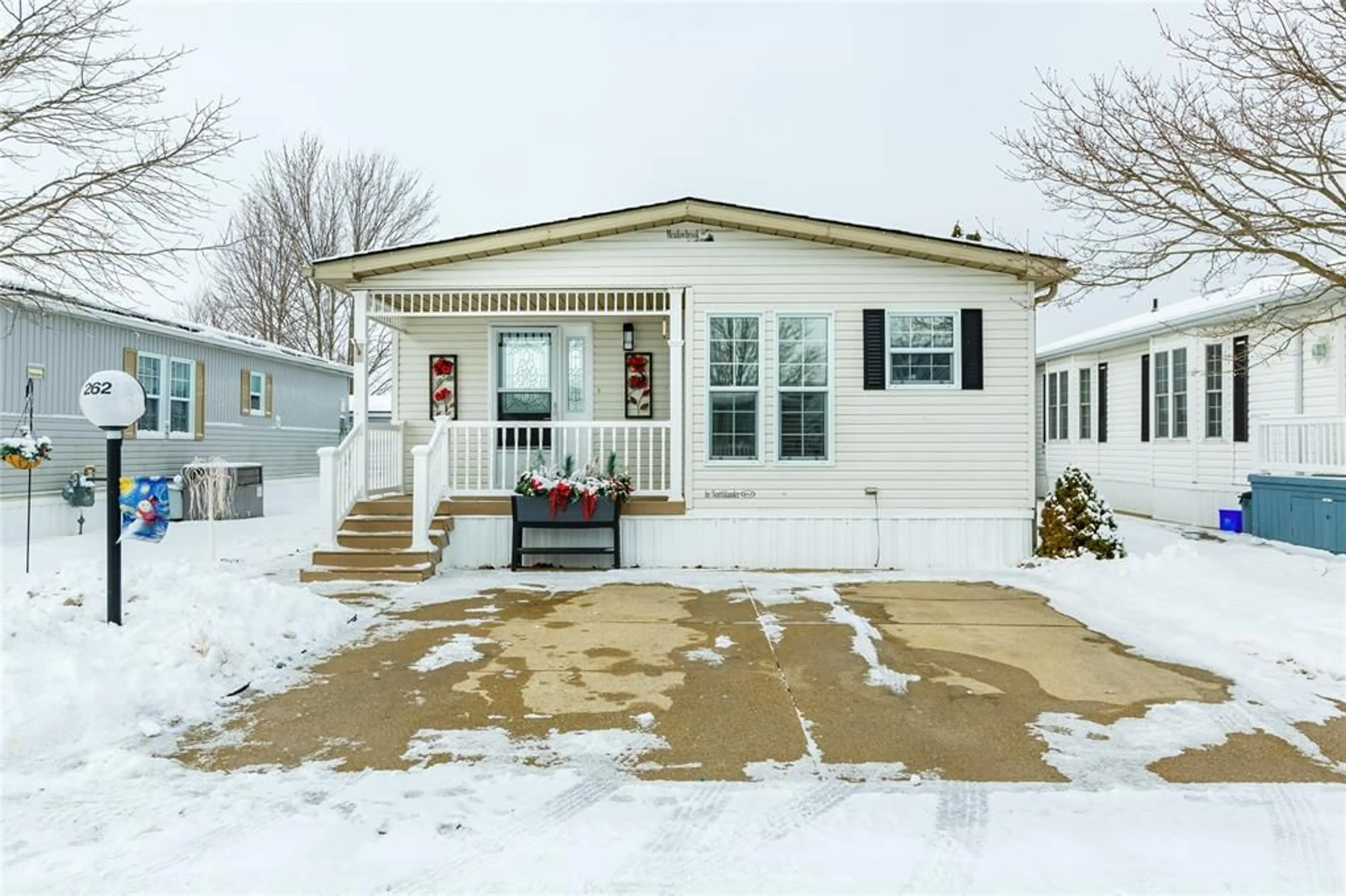 Home with vinyl exterior material, street for 5700 Blackwell Sideroad #262, Sarnia Ontario N7W 1B7