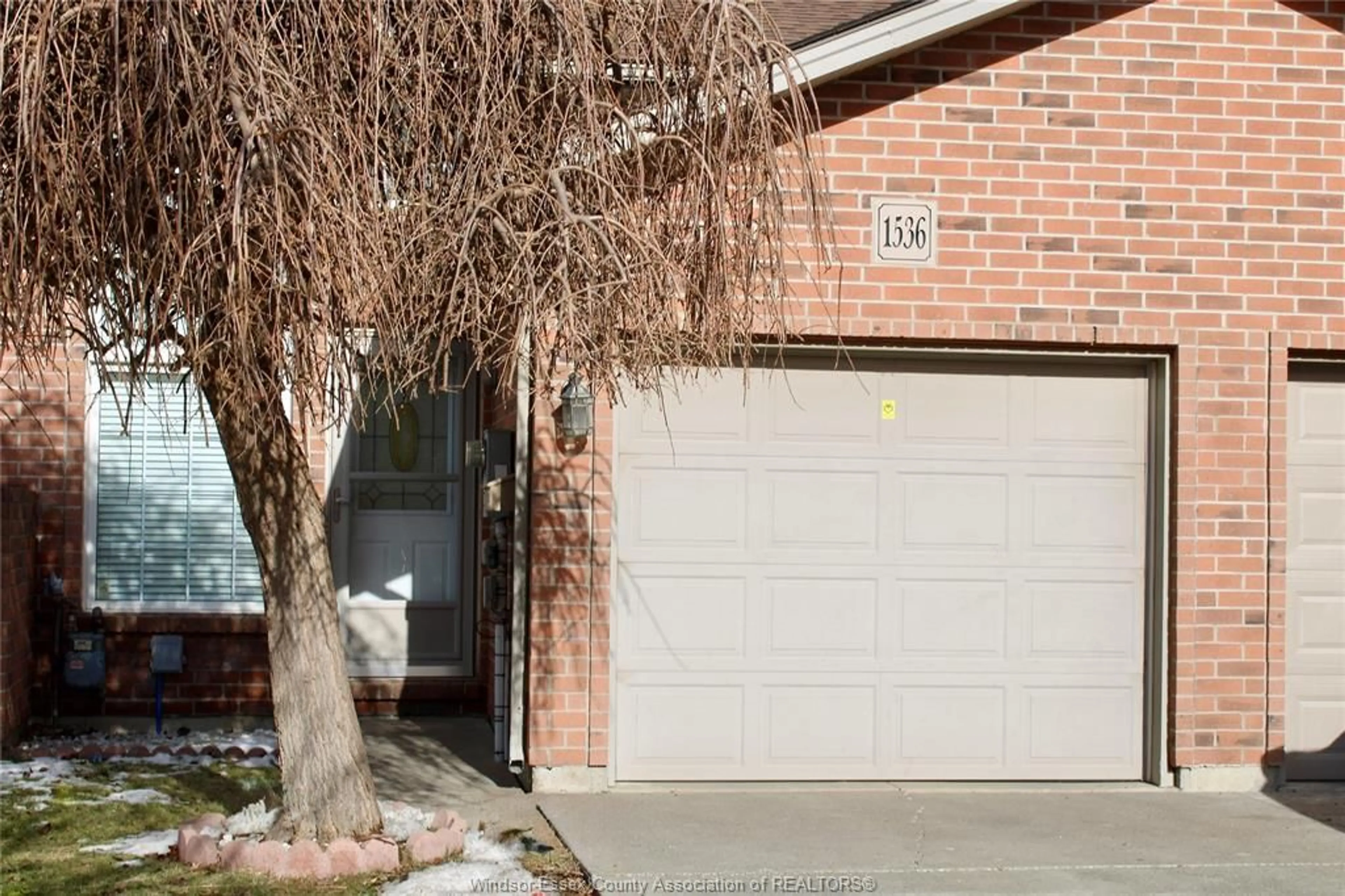 Home with brick exterior material, street for 1536 SAGEBRUSH, Windsor Ontario N9G 3B7