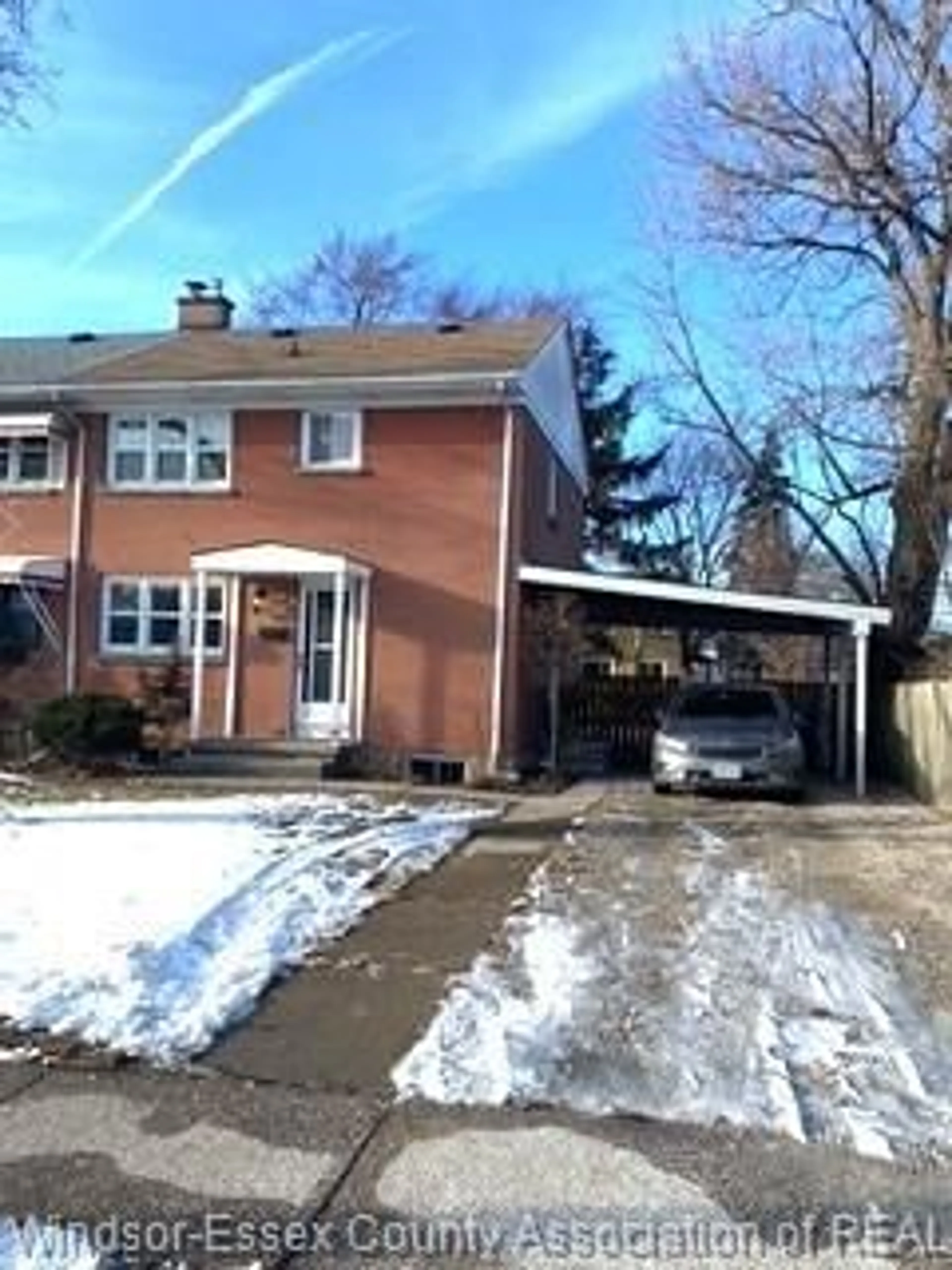 Unknown for 2244 Verchers Ave, Windsor Ontario N9A 1P1