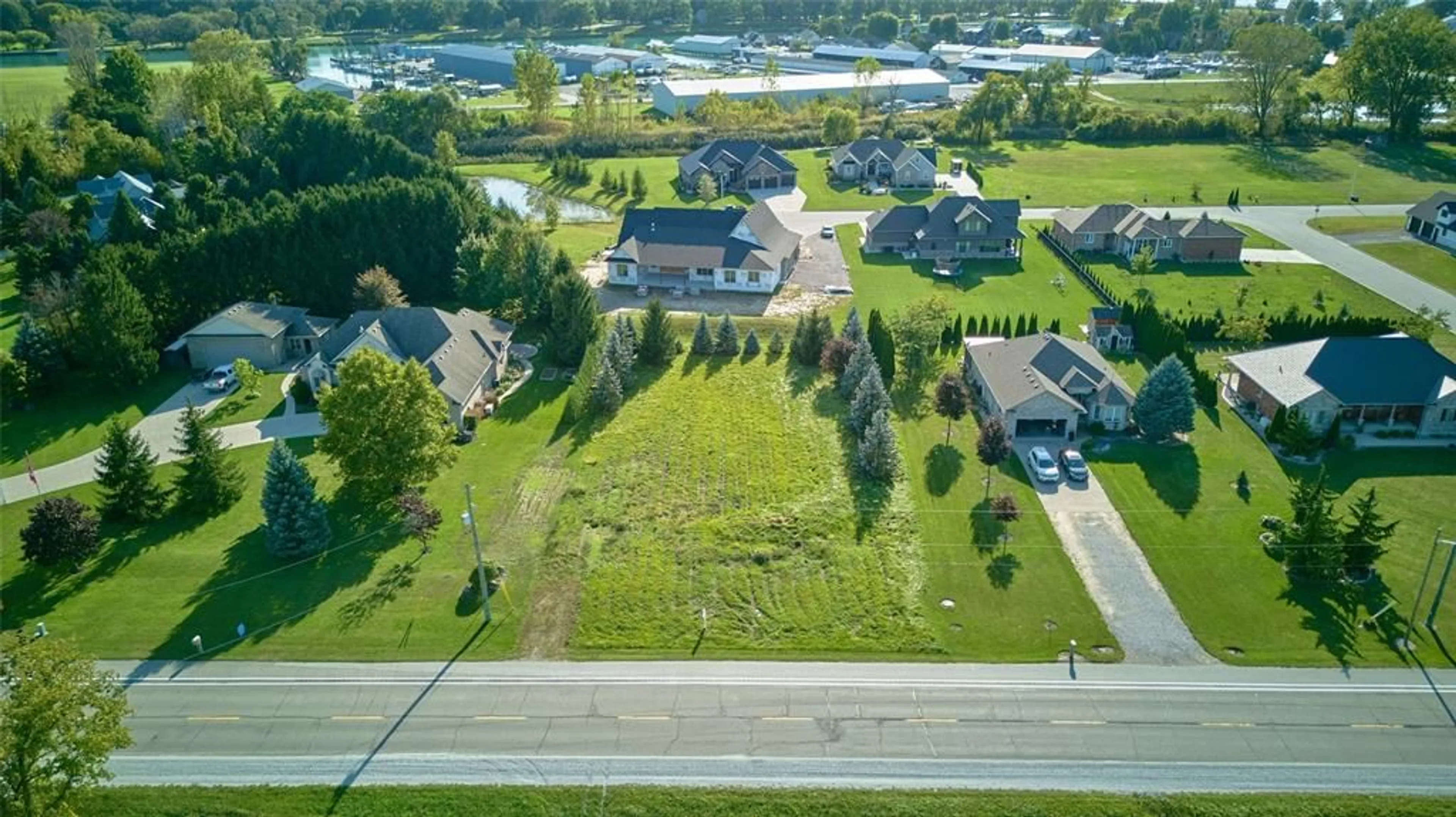 A pic from outside/outdoor area/front of a property/back of a property/a pic from drone, unknown for LOT 2 PLAN 788 ST CLAIR Pky, Port Lambton Ontario N0P 2B0