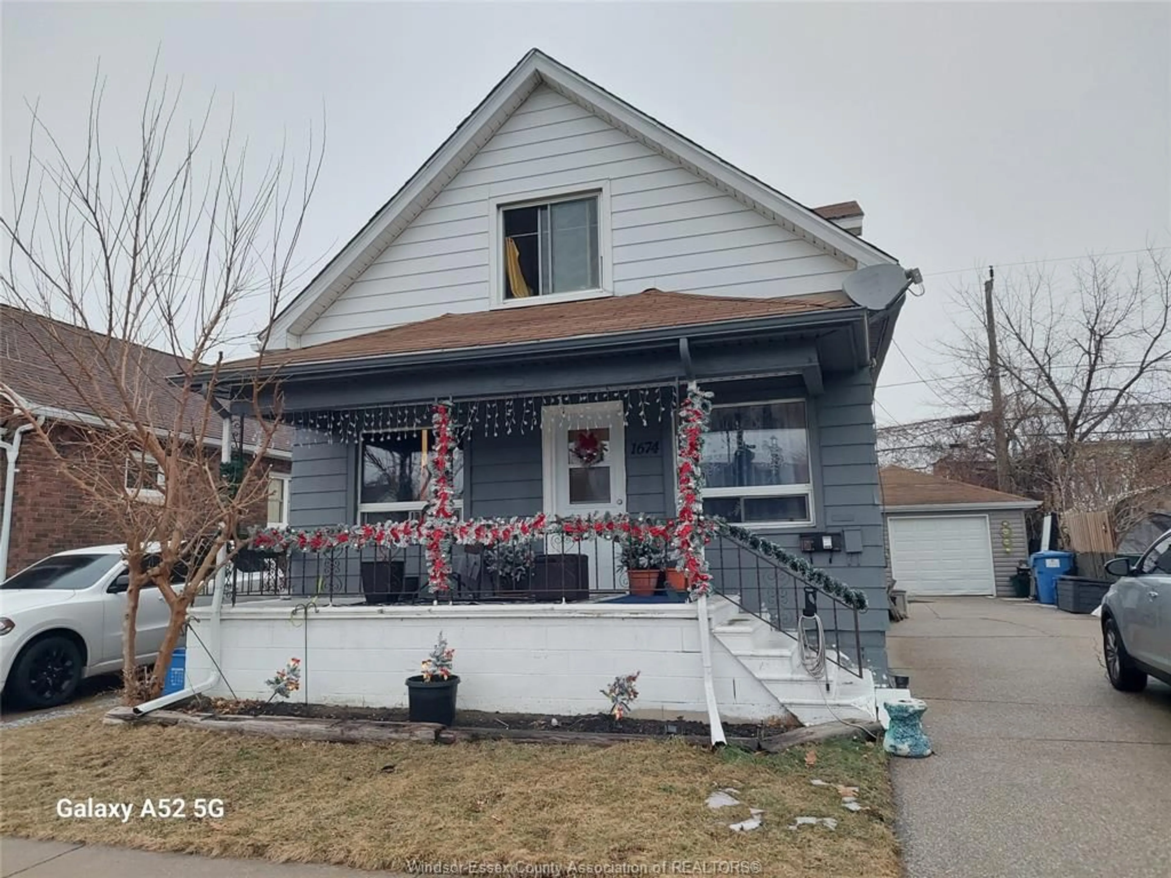 Unknown for 1674 HICKORY Rd, Windsor Ontario N8Y 3T3