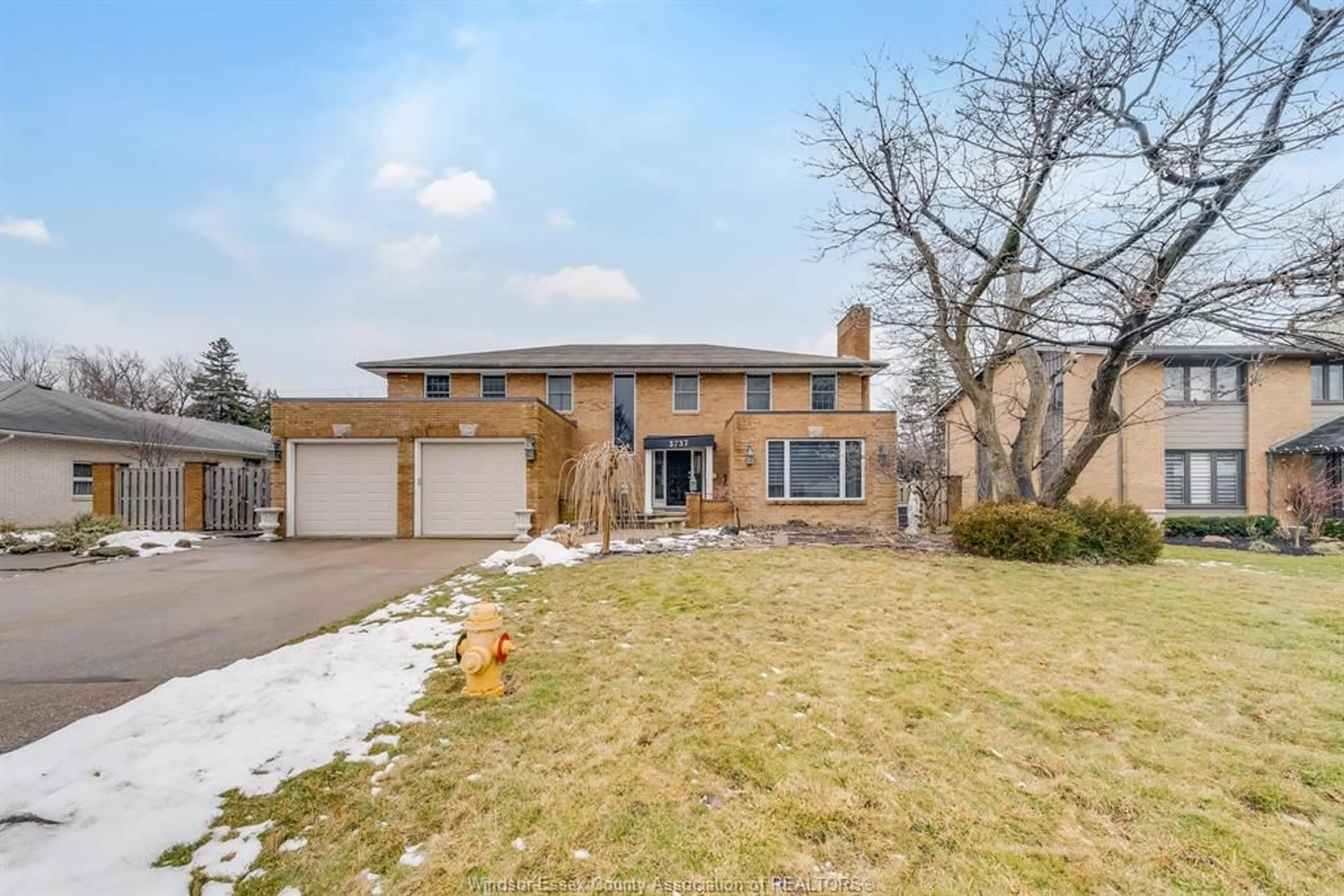 Home with brick exterior material, street for 3737 HUNTINGTON Ave, Windsor Ontario N9E 3N4