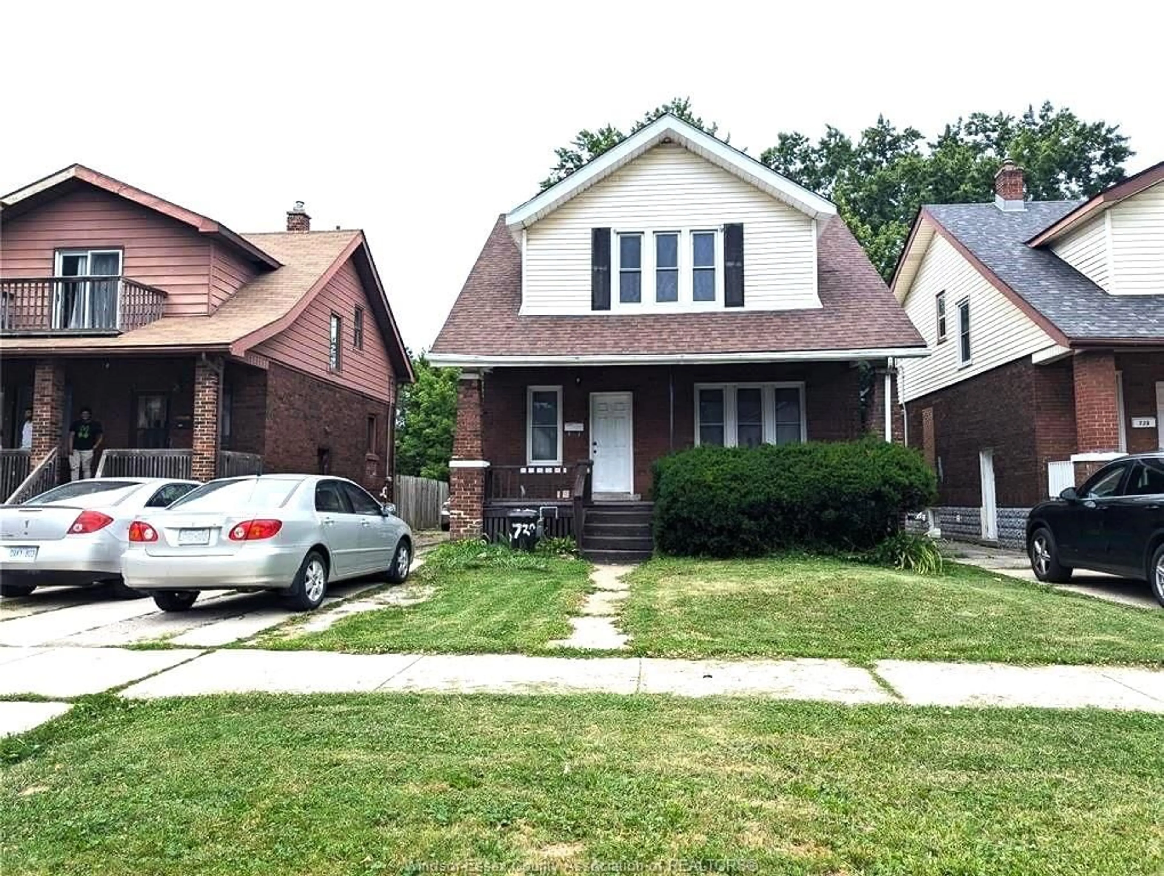 Home with brick exterior material, street for 720 PARTINGTON Ave, Windsor Ontario N9B 2N7