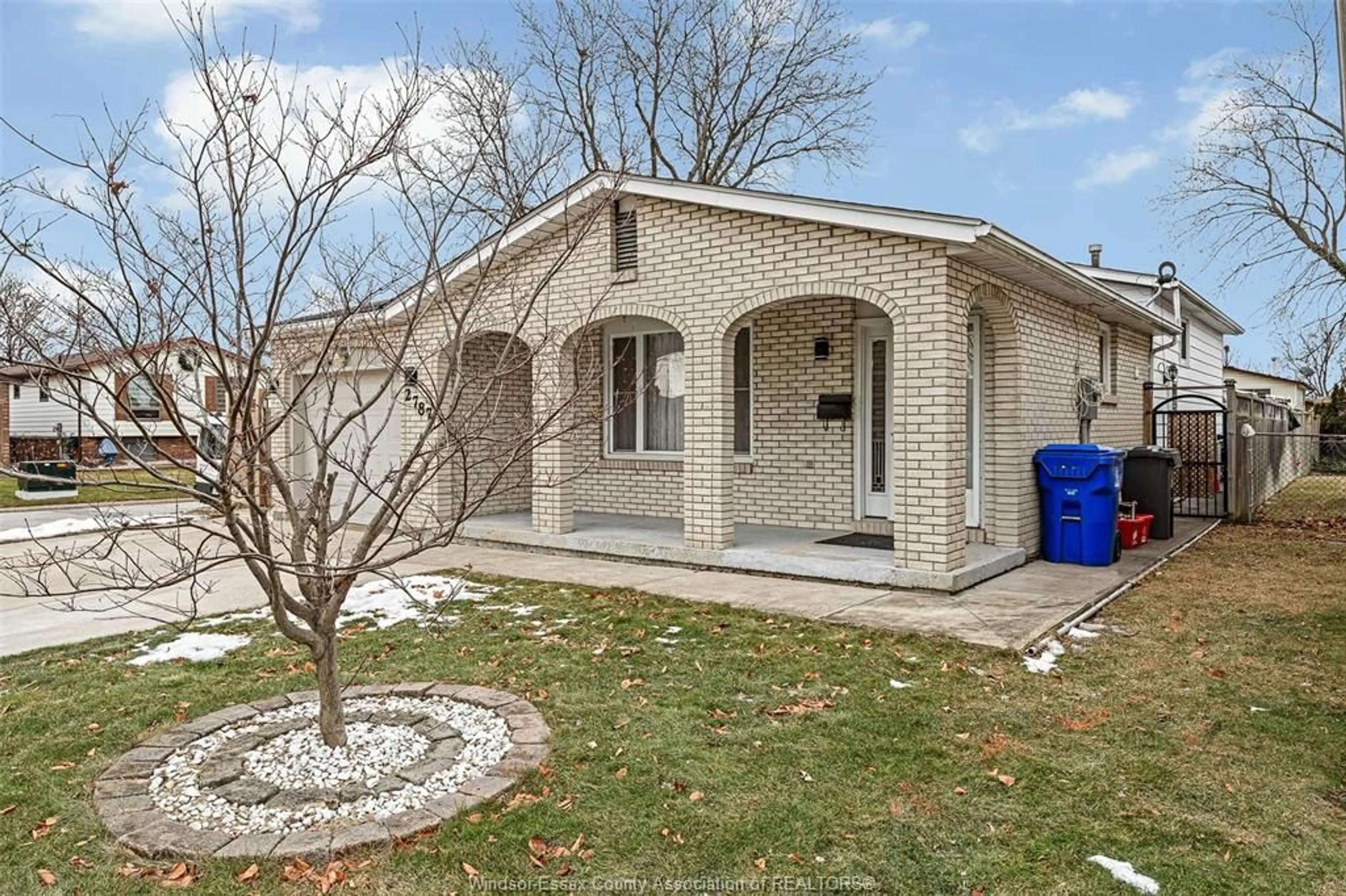 Home with brick exterior material, street for 2787 BRAMLEY Cres, Windsor Ontario N8W 4X2